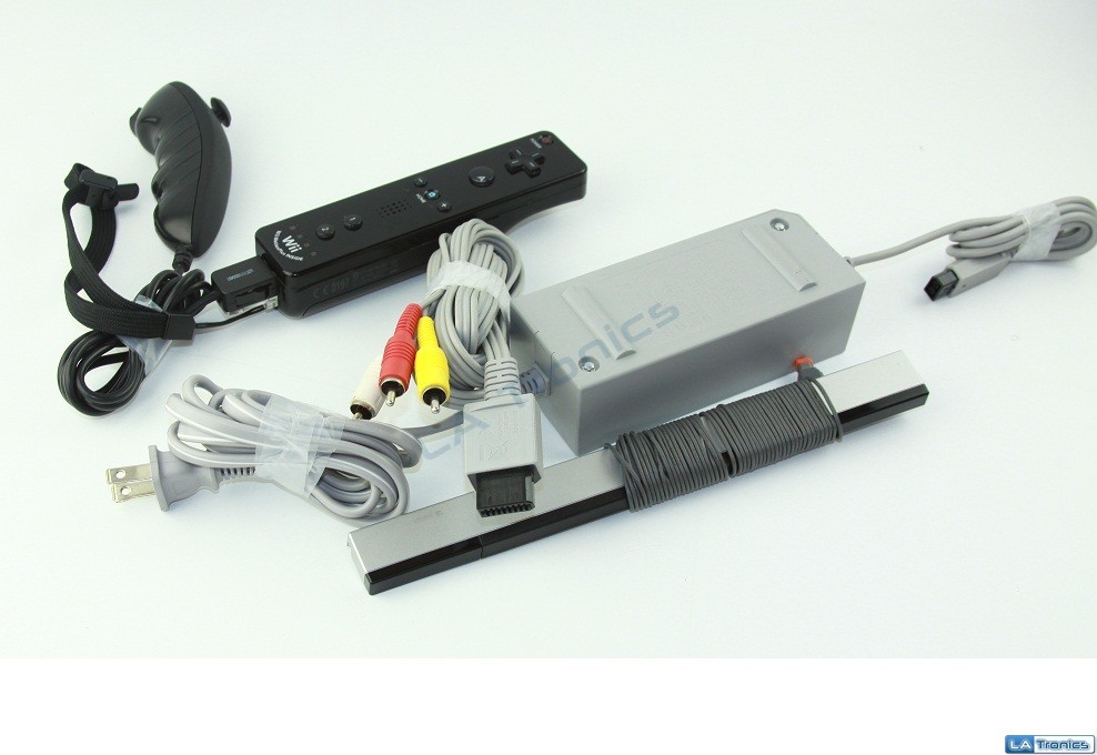 18070_Nintendo-Wii-RVL-001-Black-Gaming-System-Console-READ_2.JPG