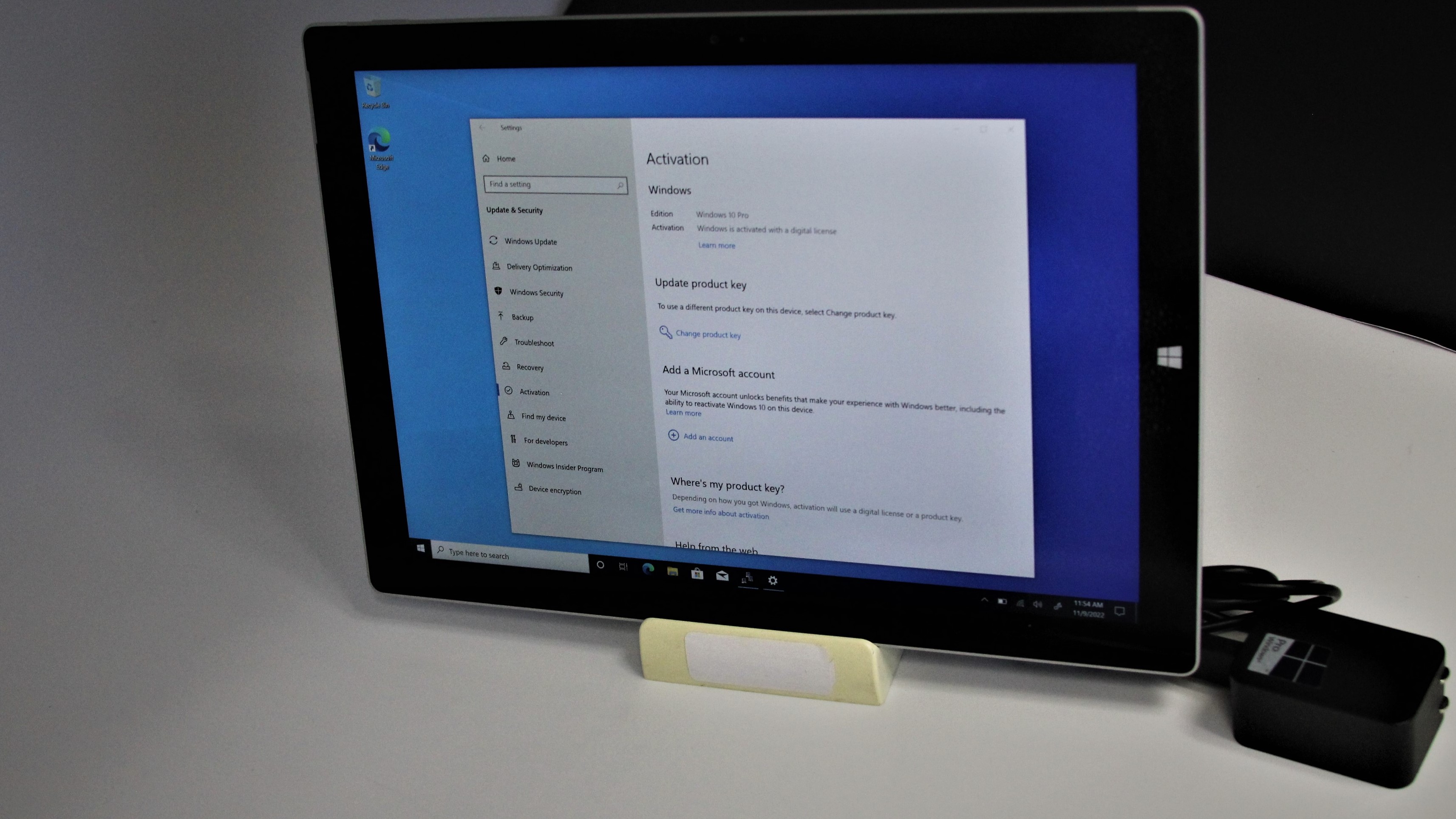 Microsoft Surface Pro 3 I3-4020Y 1.50GHz 4GB RAM 64GB HDD Win 10 Pro
