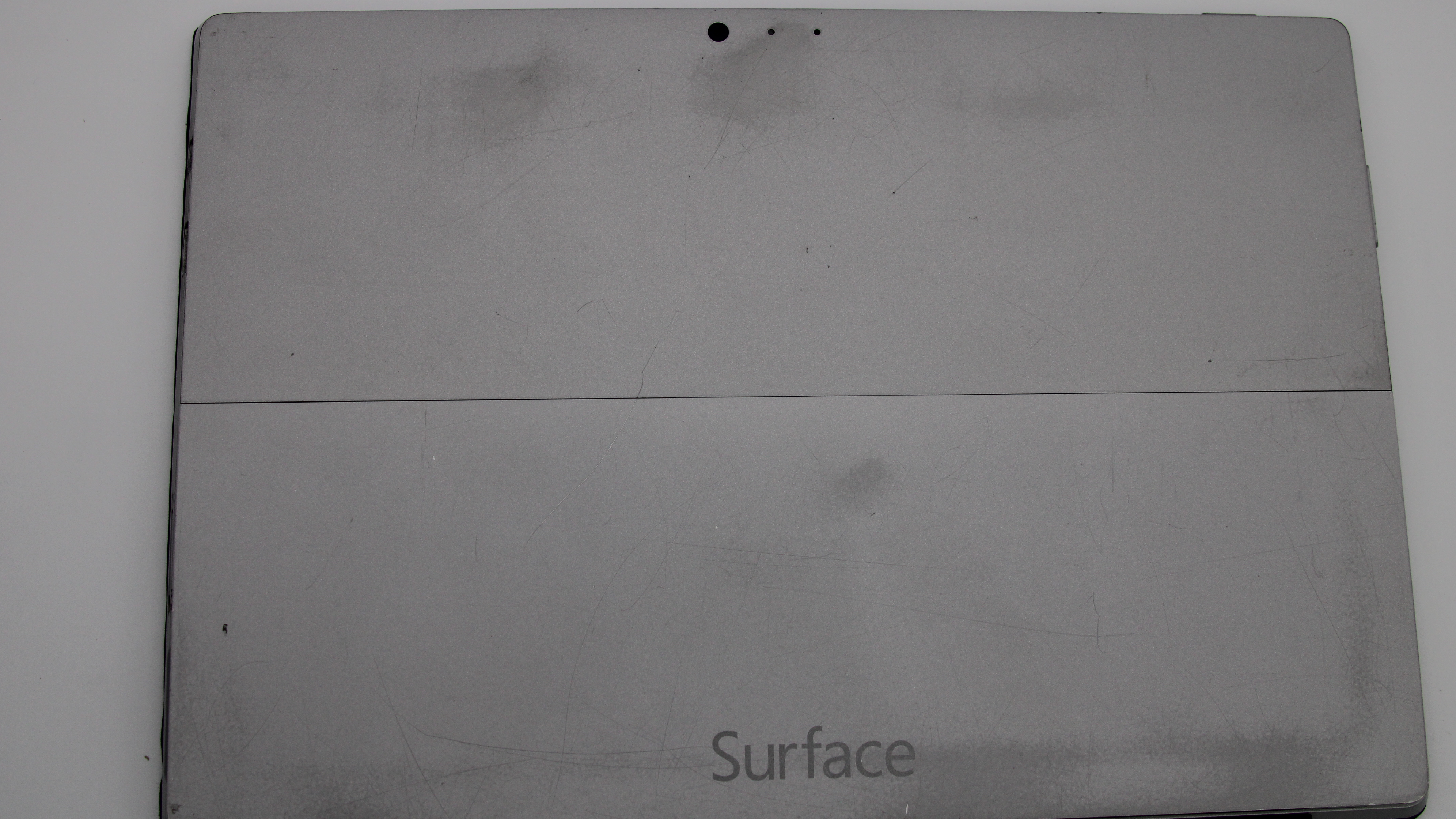 Microsoft Surface Pro 3 I3-4020Y 1.50GHz 4GB RAM 64GB HDD Win 10 Pro