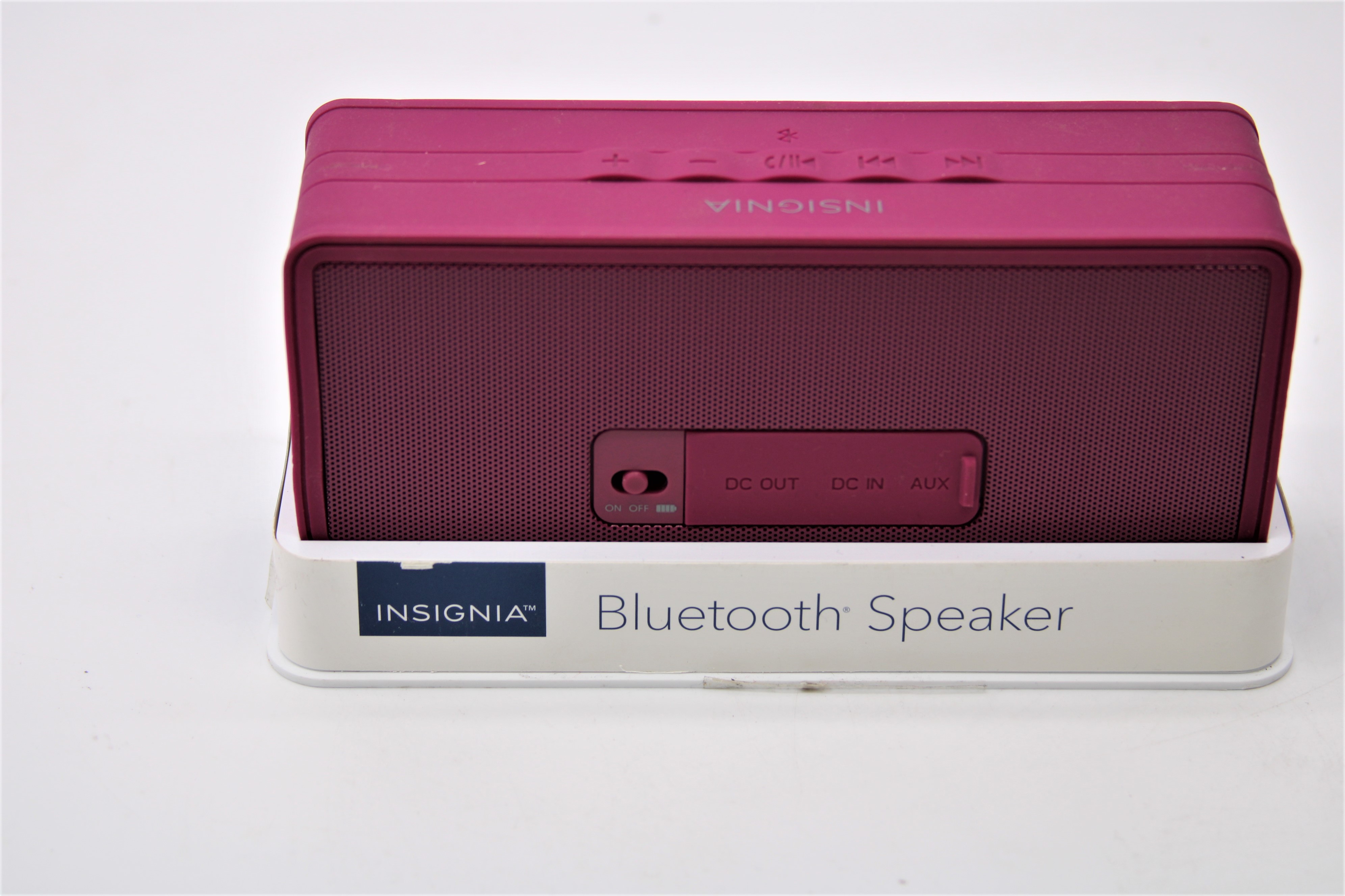 Insignia Portable Bluetooth Stereo Speaker With Powerbank NS-SPBTBRICK-BY
