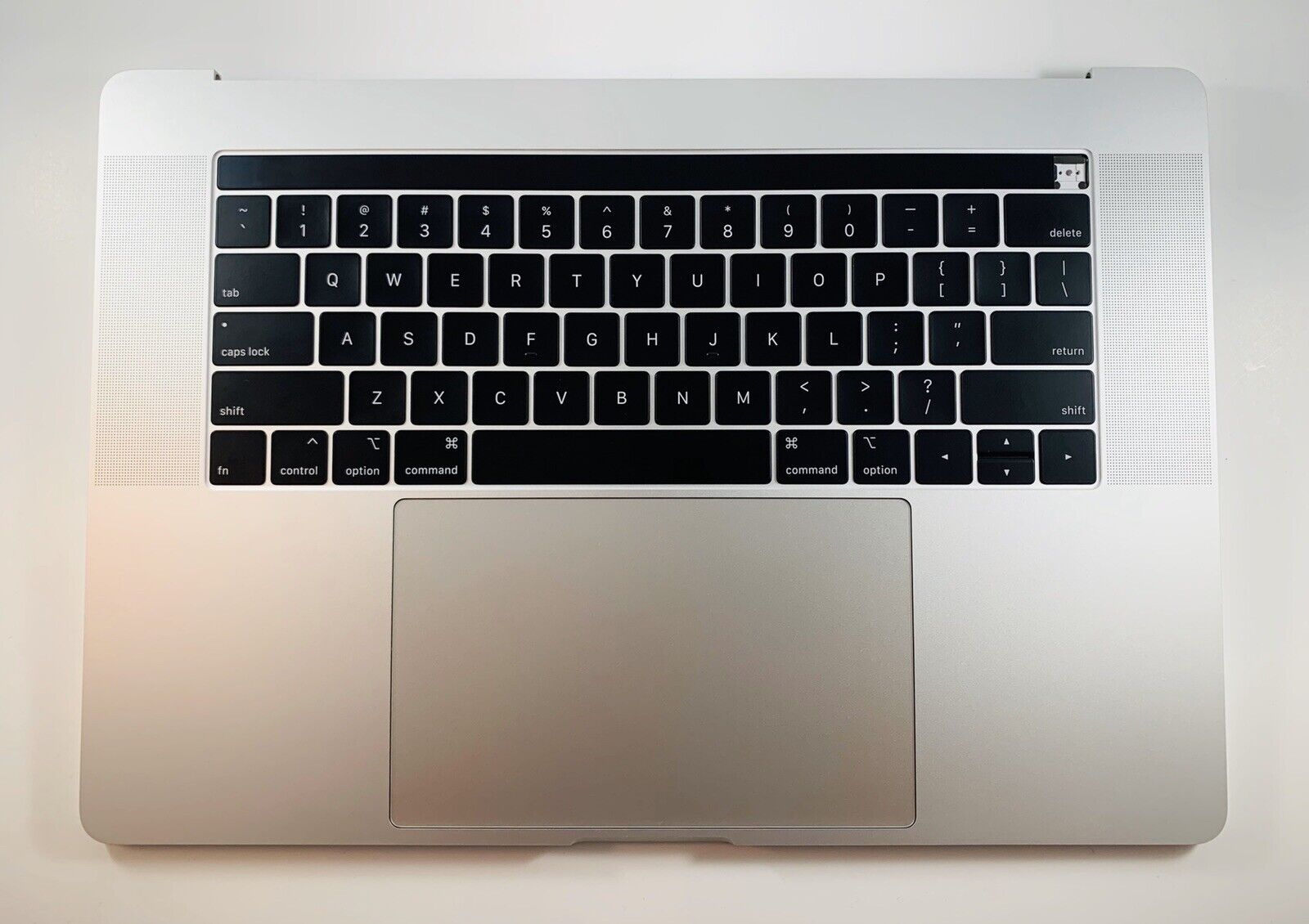 New Apple Macbook Pro 15