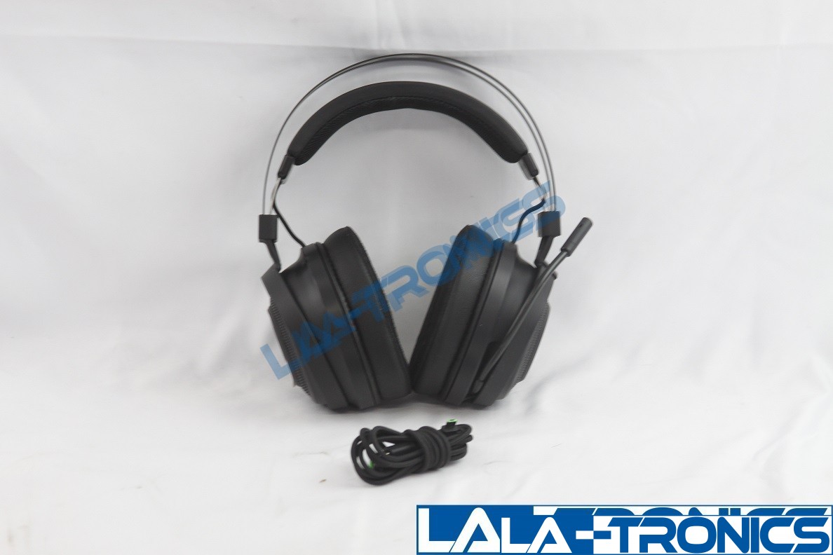 Razer Nari Essential Wireless 7.1 Surround Sound Gaming Headset DAMAGED