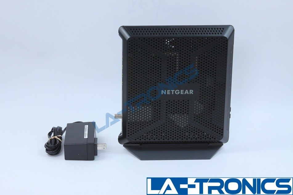 NETGEAR NIGHTHAWK AC1900 Dual-Band Wi-Fi Cable Modem Router DOCSIS 3.0 C7000V2