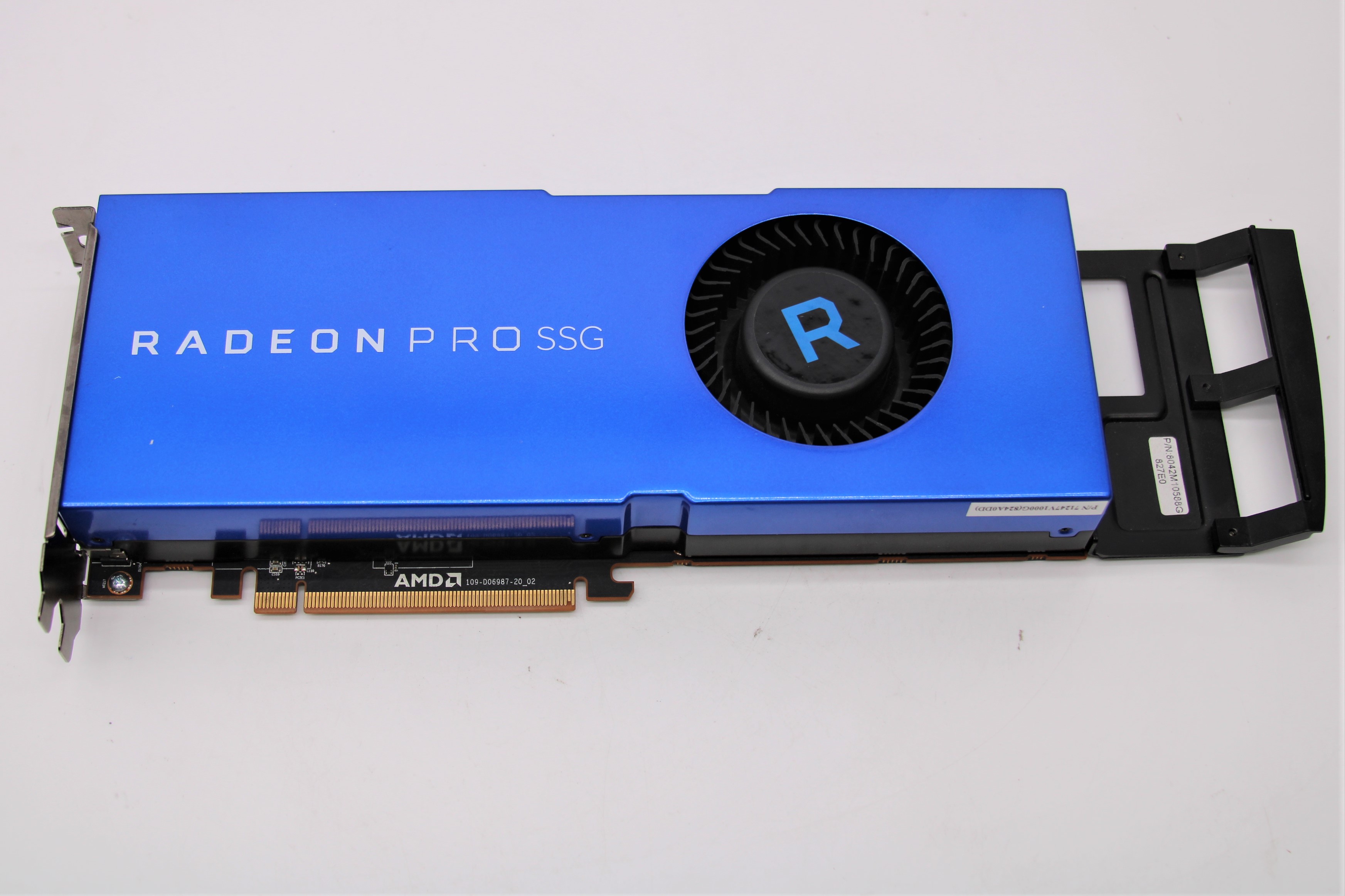 DELL AMD RADEON PRO SSG 16GB PCI-E 3.0 GRAPHICS CARD 22NVJ