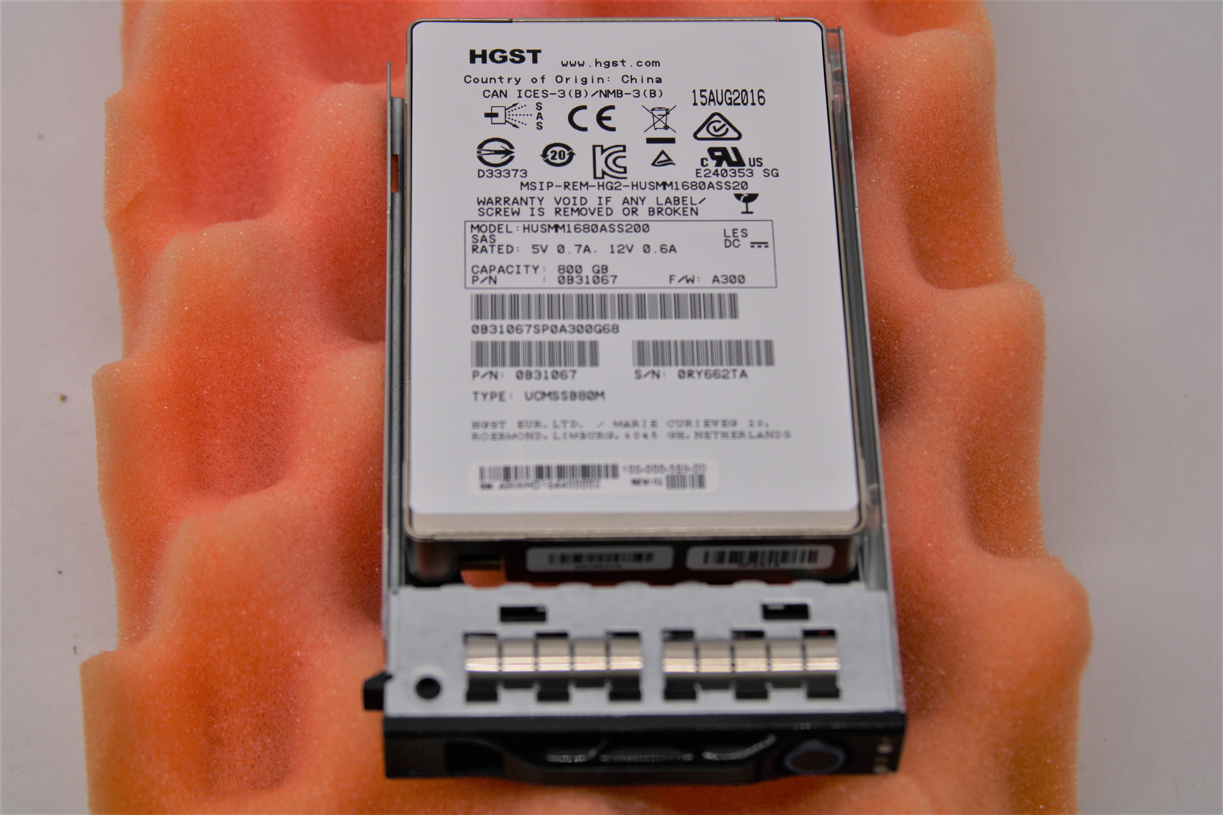 HGST 800GB SSD SAS 12Gbps MLC 2.5'' HUSMM1680ASS201 0B31067