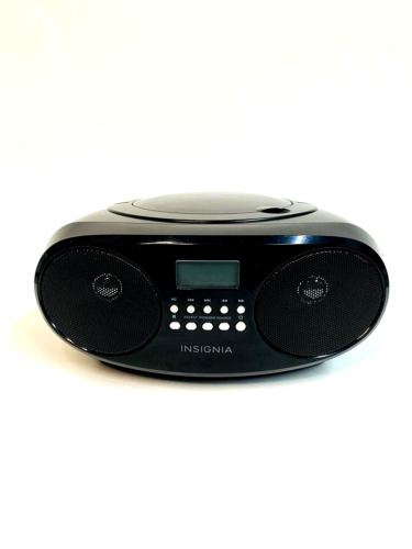 Insignia NS-B4111 CD/CD-RW Playback/Radio/CD-R Playback Boombox No Remote