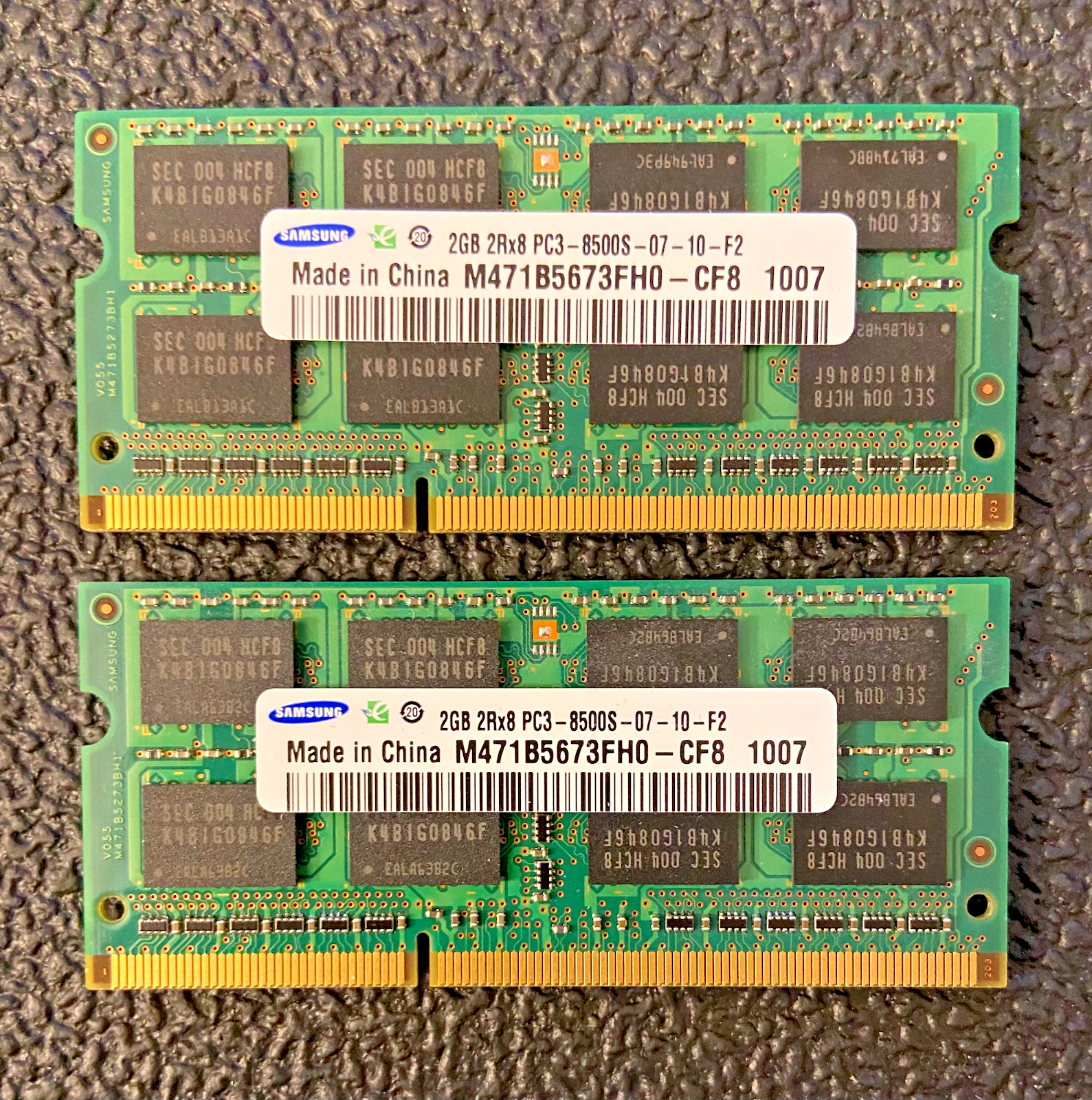 Samsung 4GB 2 X 2GB DDR3 PC3-8500S SODIMM Laptop Memory RAM M471B5673FH0-CF8