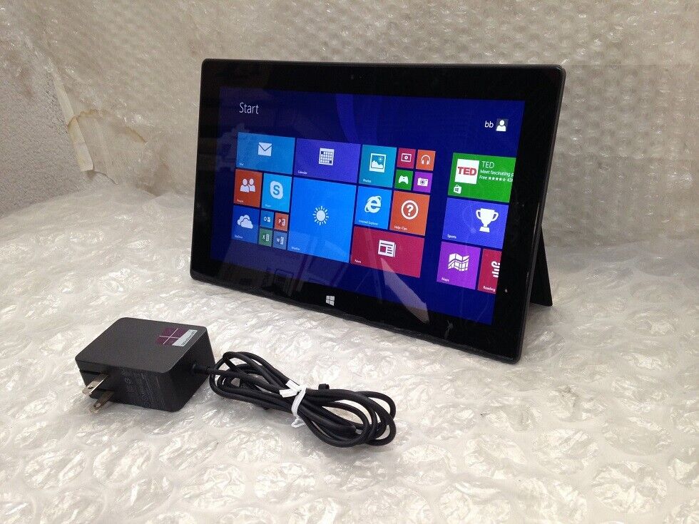 Microsoft Surface RT 1516 NVIDIA Tegra 3 1.3GHz 2GB RAM 64GB SSD 
