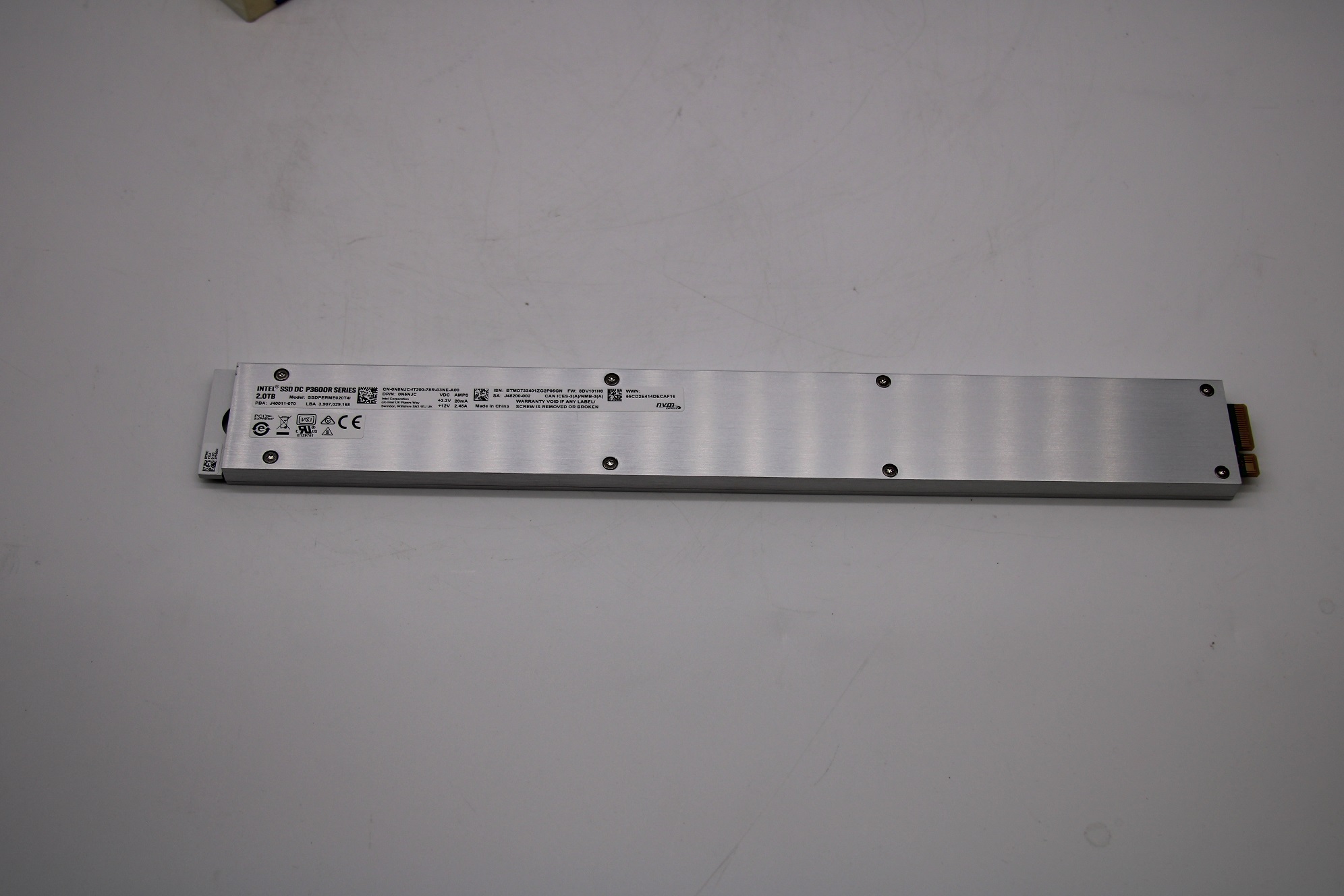 DELL SSDR 2TB NVME PCIE RULER P3600
