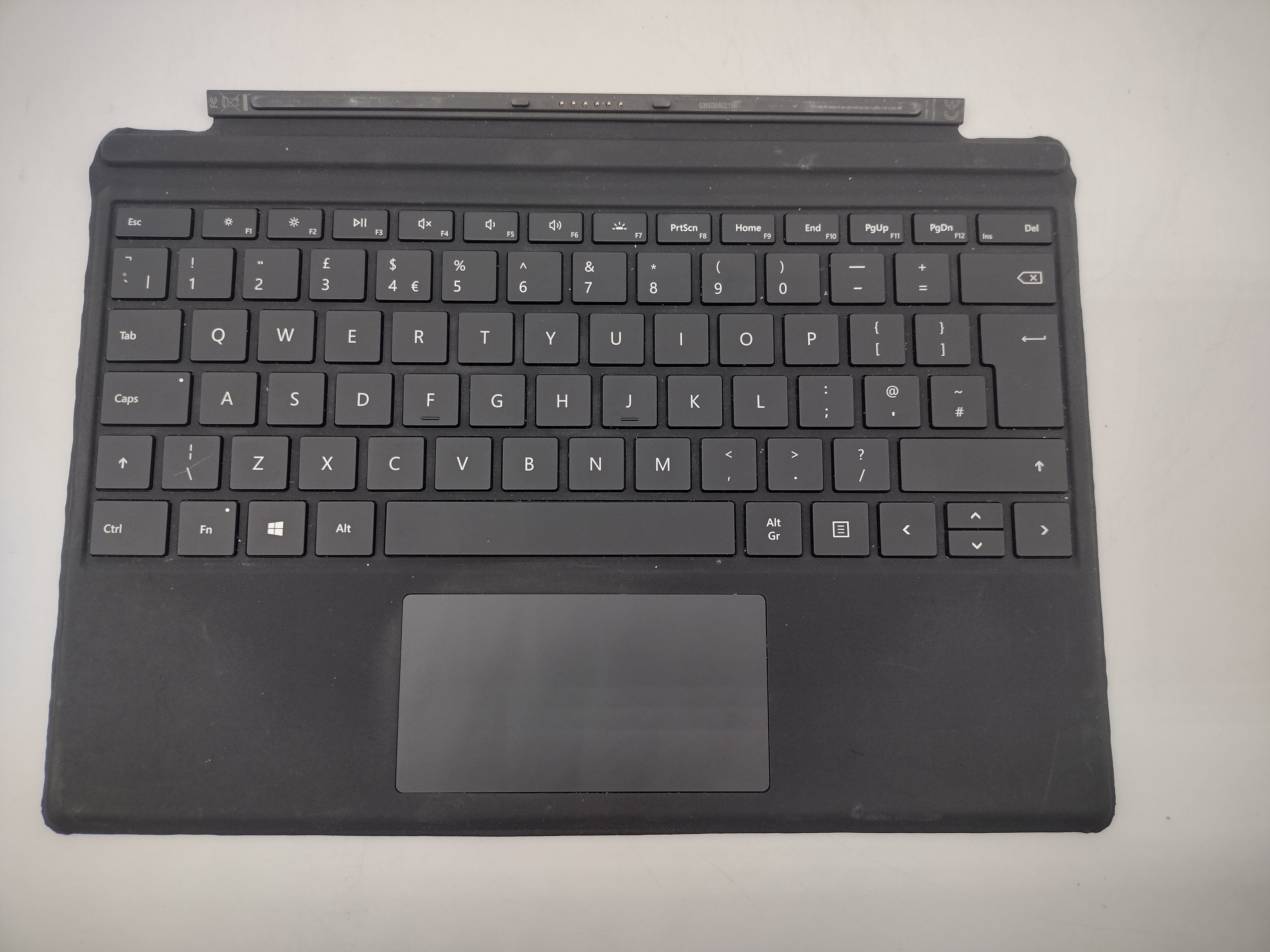 Microsoft Surface Pro M1725 Type Cover Black Good United Kingdom Keyboard READ