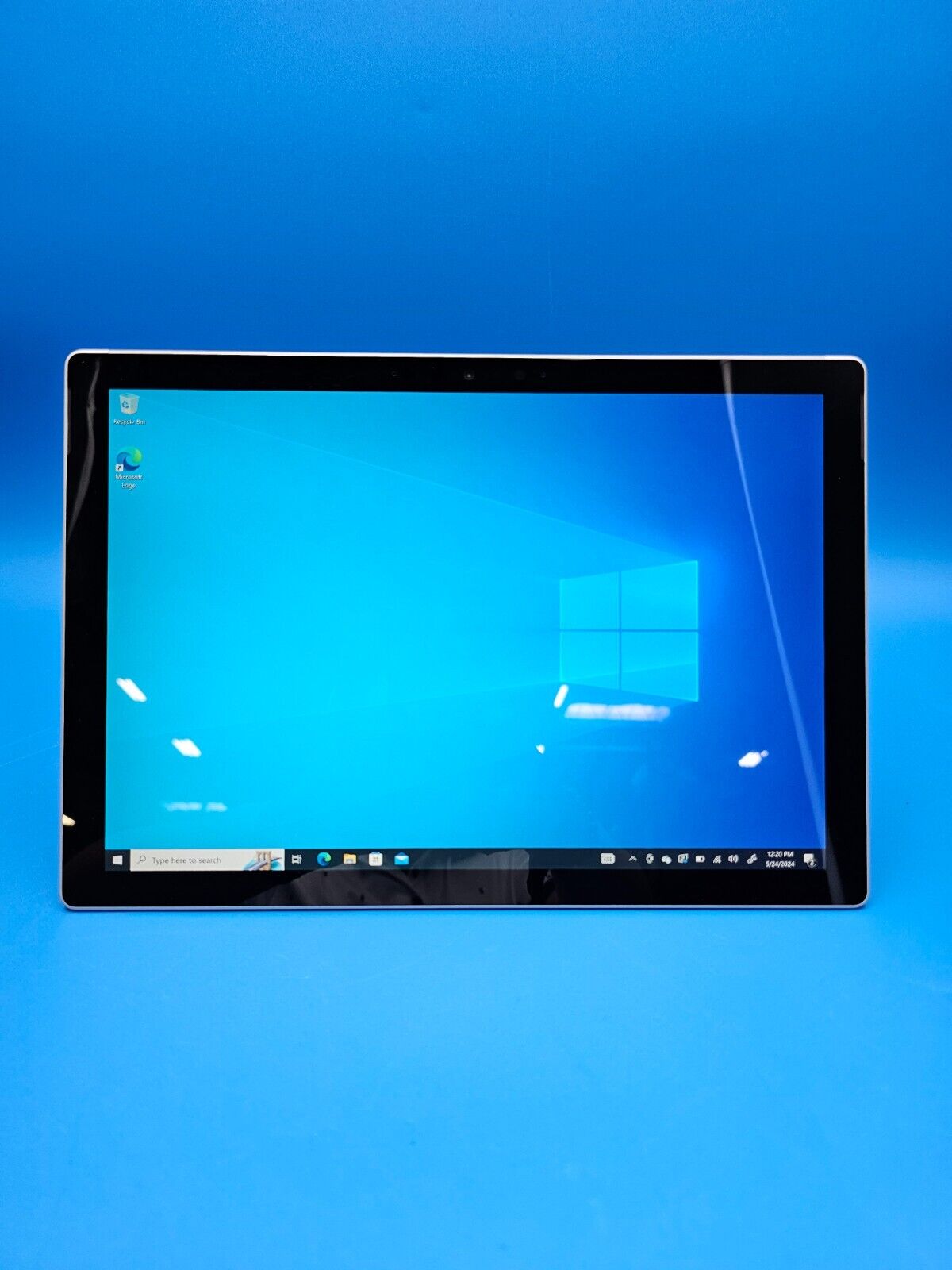 Microsoft 1960 Surface Pro 7 PLUS I5-1135G7 8GB RAM 256GB SSD HOT SPOT ON SCREEN