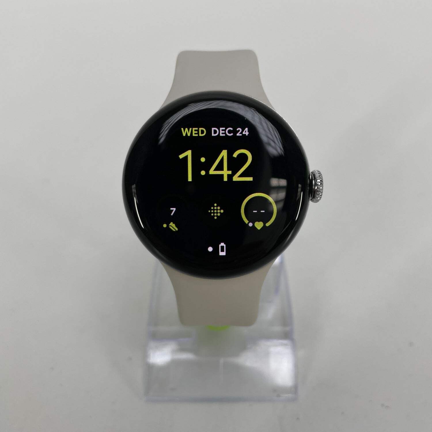 Google Pixel Watch 2 41mm Silver Aluminum Case With Porcelain Active Band