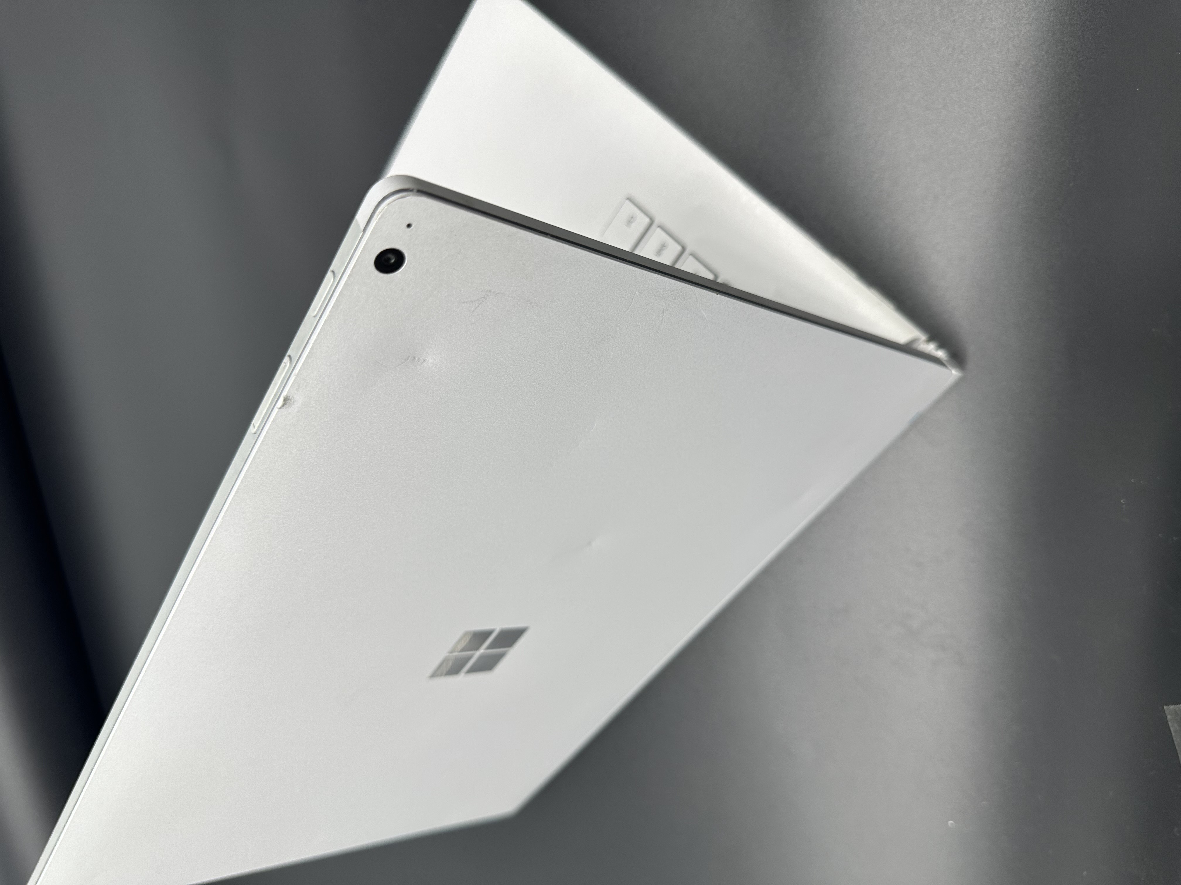 Microsoft Surface Book 13.5inch Touch i7-6600U 16GB RAM 512GB DENTS — photo 3
