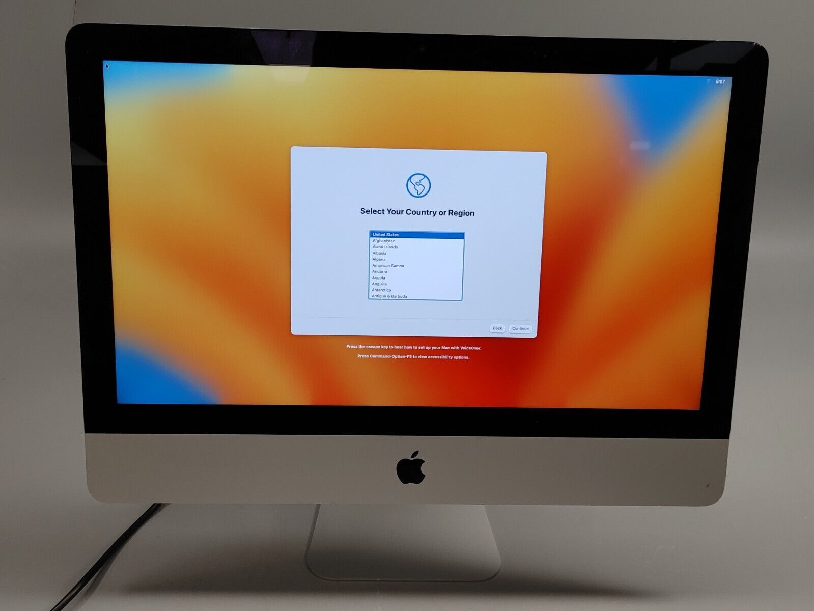 Apple iMac 21.5in (2017) A1418 MMQA2LL/A i5 7th Gen 2.3Ghz 8GB RAM 1TB HDD