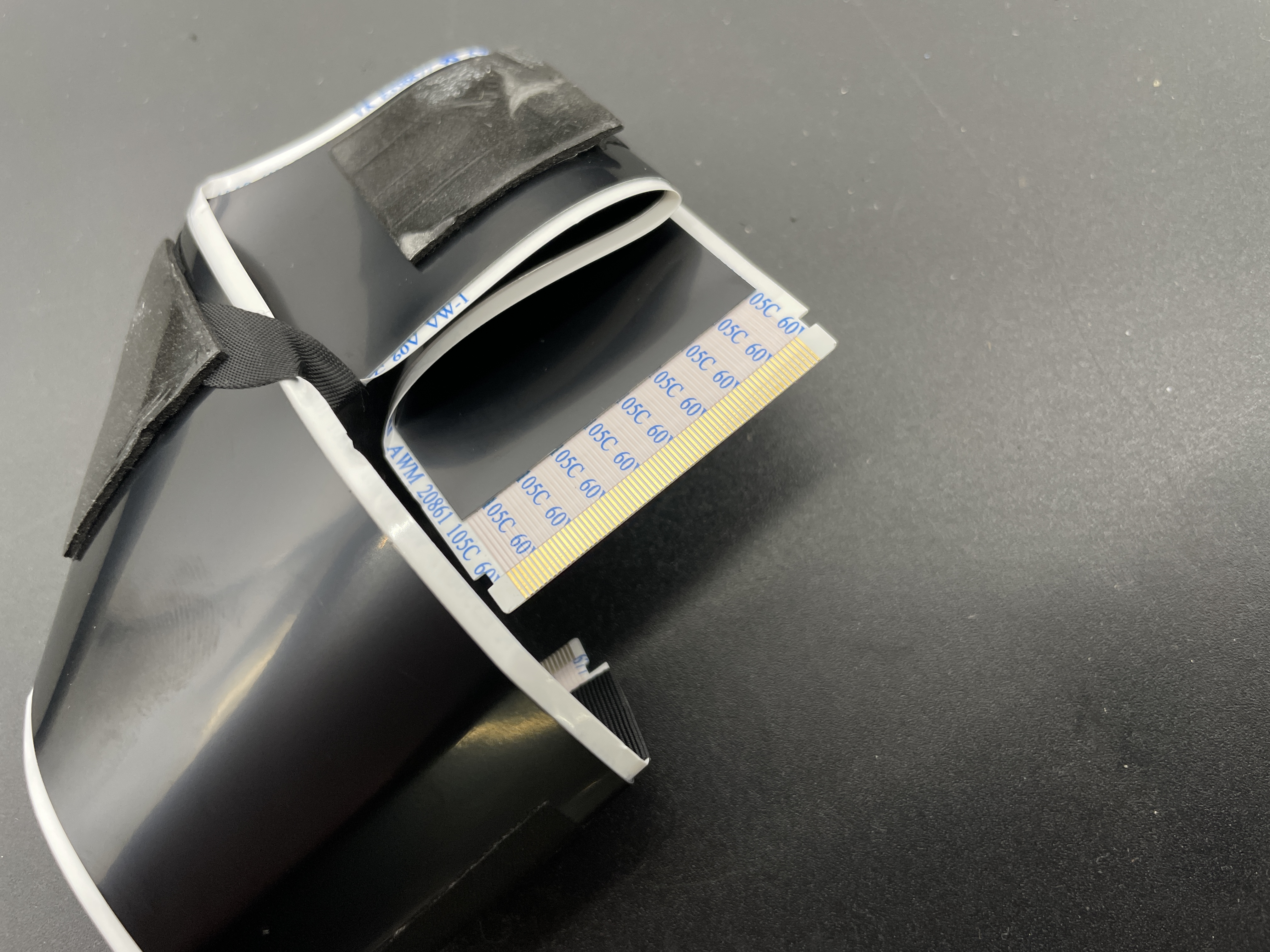 Insignia 32" TV  NS32-FEFL26 LCD Video Ribbon Cable To Motherboard T-20902A — photo 2