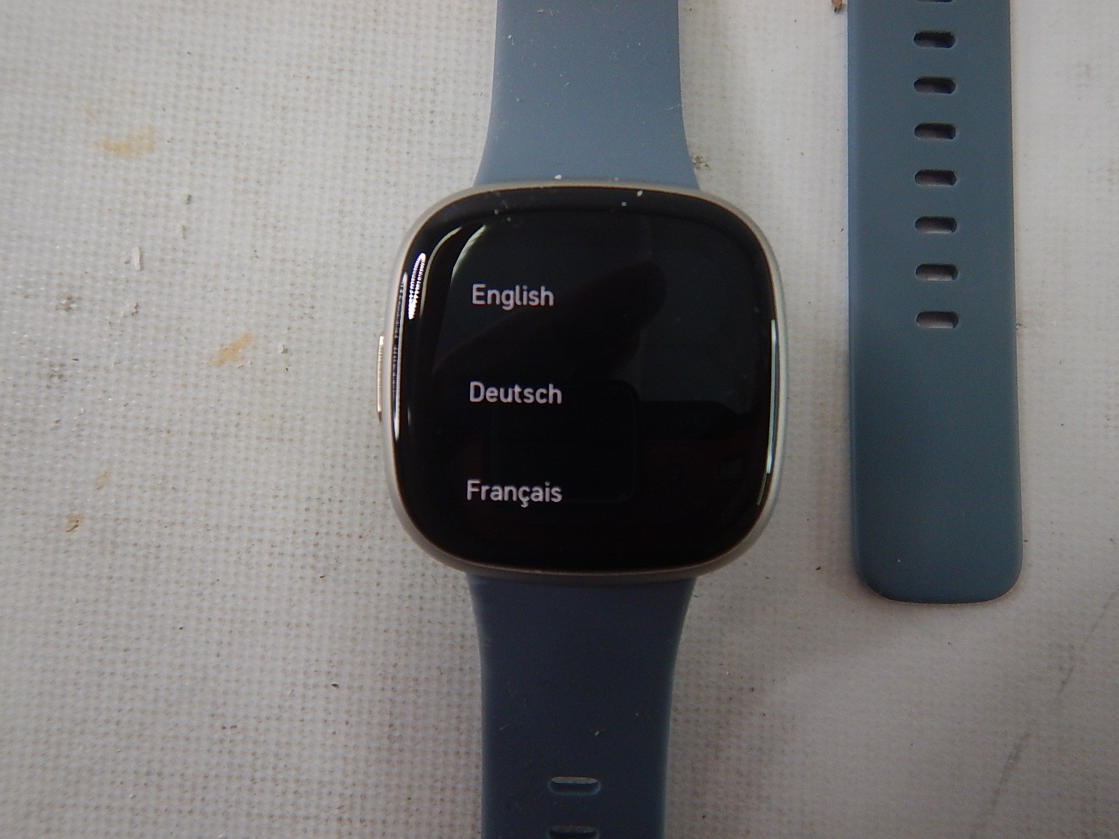 Fitbit Versa 4 Blue Fitness Smartwatch Grade A — photo 3