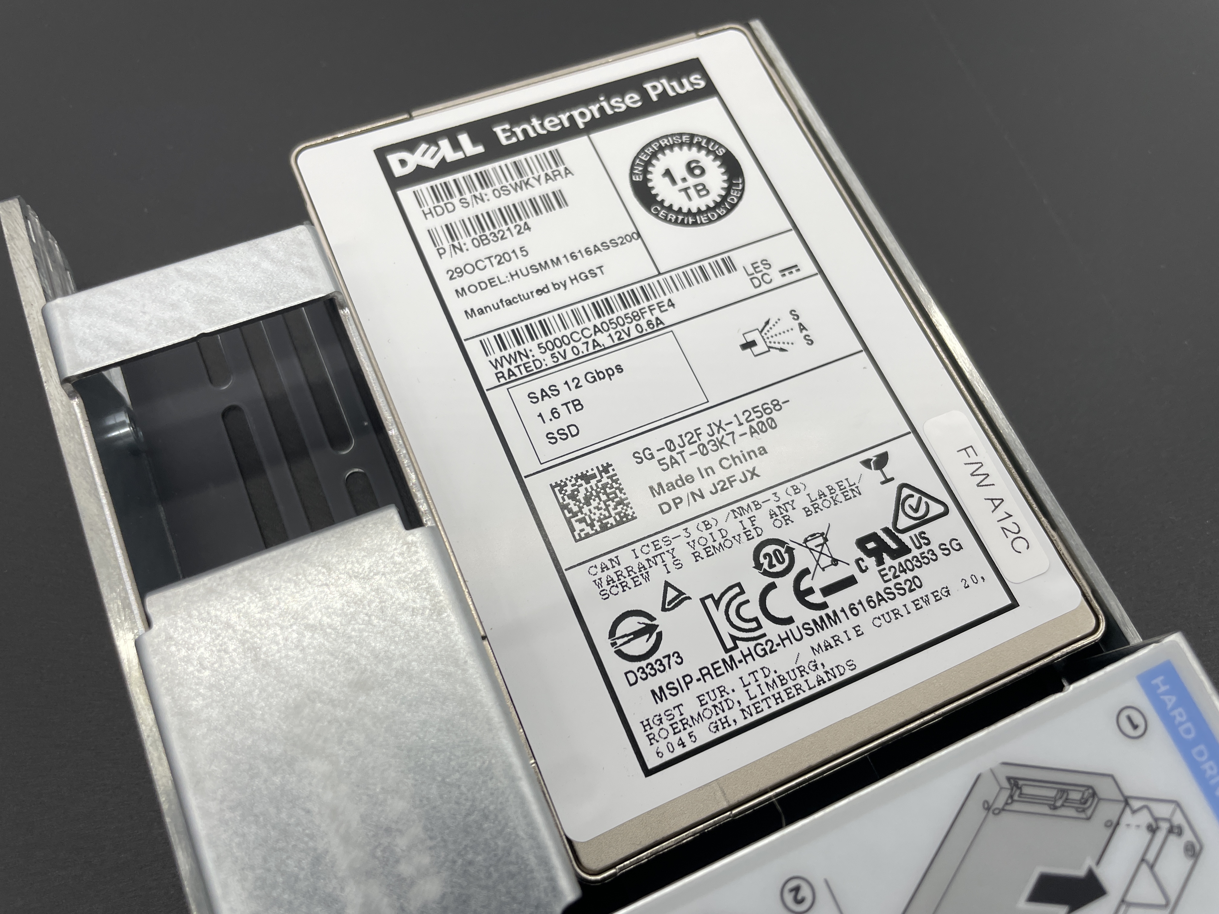 DELL Enterprise Plus 1.6TB SSD Wcaddy For Servers 0B32124 HUSMM1616ASS200 — photo 2