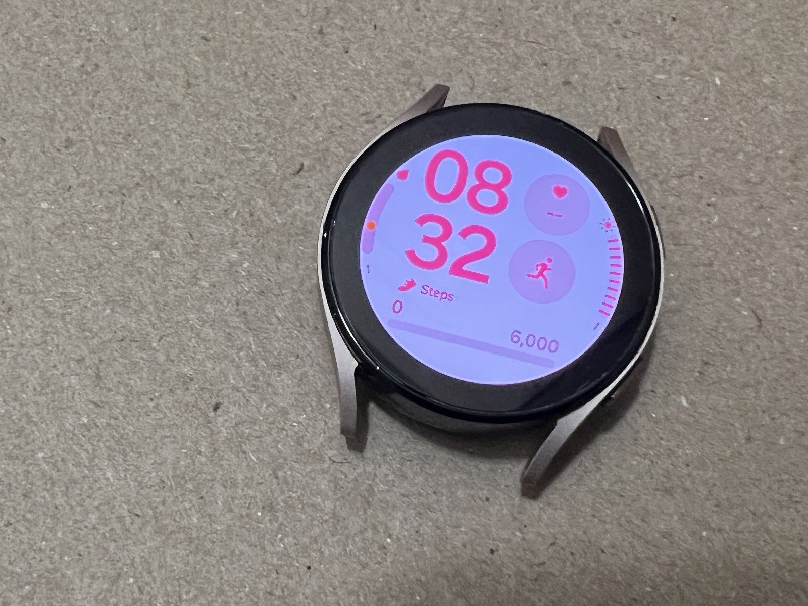 Samsung Galaxy Watch FE 40mm Smartwatch BT Pink Gold 16GB SM-R861NIDAXAA — photo 4