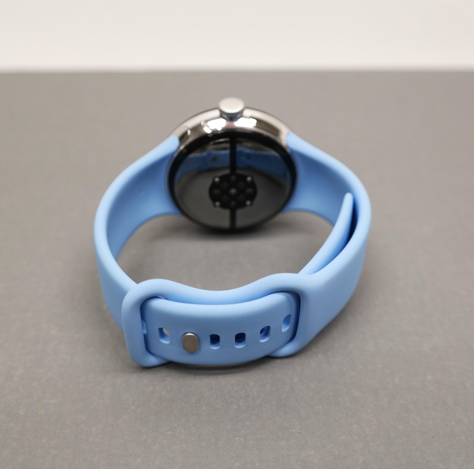 Google Pixel Watch 2 Wi-Fi 41mm Silver Aluminum Case Blue Band GA05032-US — photo 3