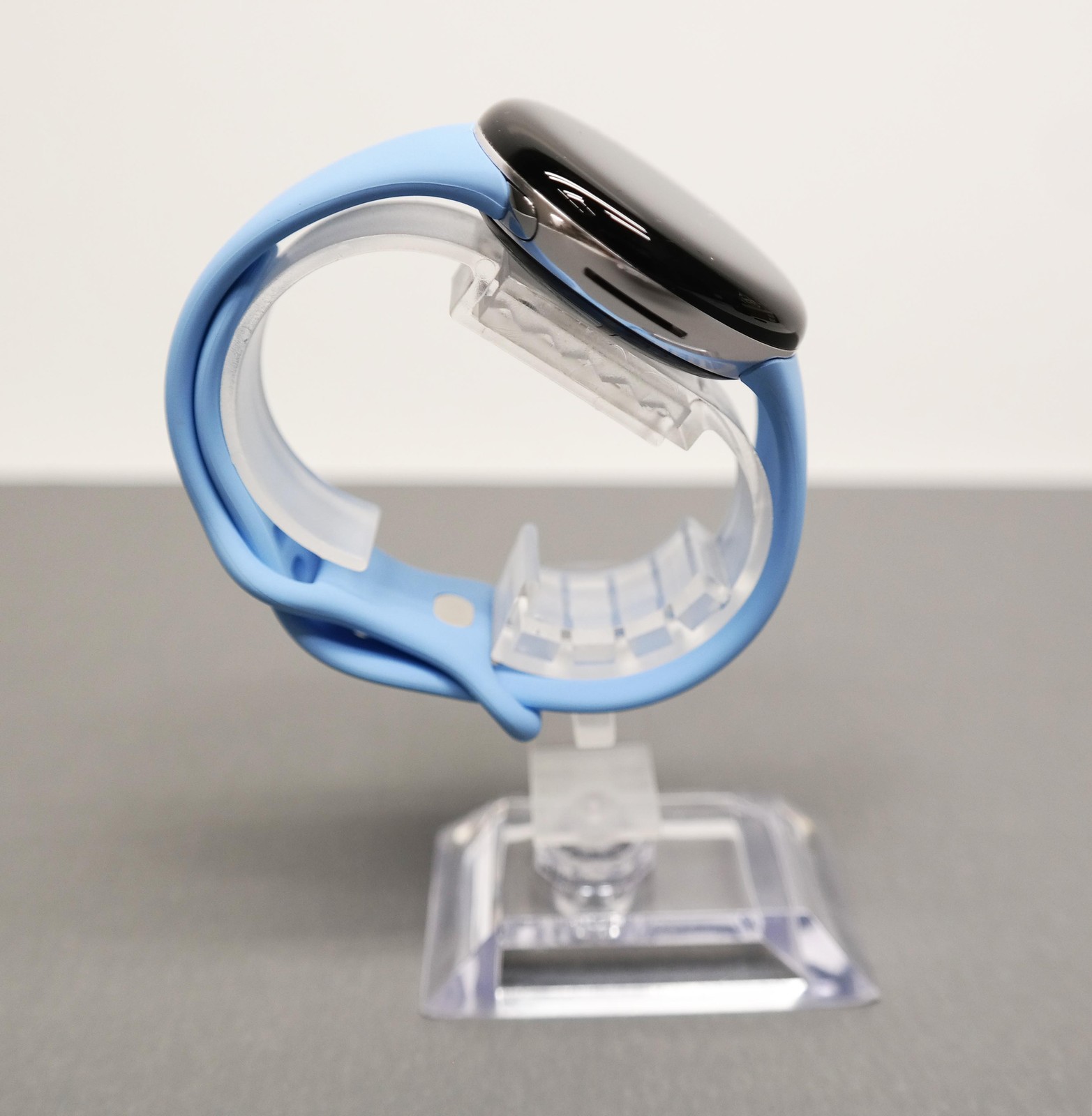 Google Pixel Watch 2 Wi-Fi 41mm Silver Aluminum Case Blue Band GA05032-US — photo 4