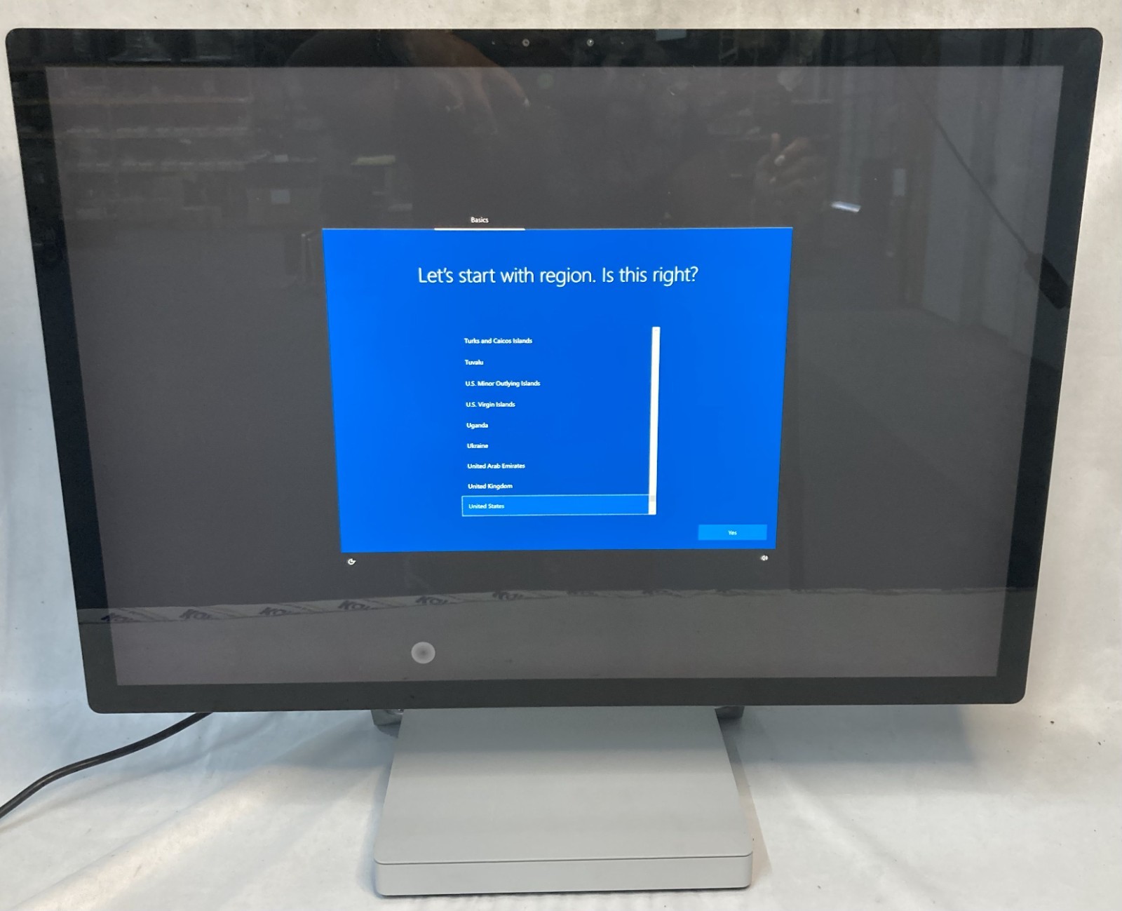 Microsoft Surface Studio 19" i7-6820HQ @2.70Ghz 16GB RAM 1TB HDD
