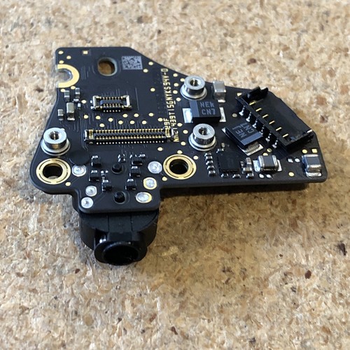 Genuine Macbook Air 13" 2018 2019 A1932 Audio Board Headphone Jack 820-01124-A — photo 2
