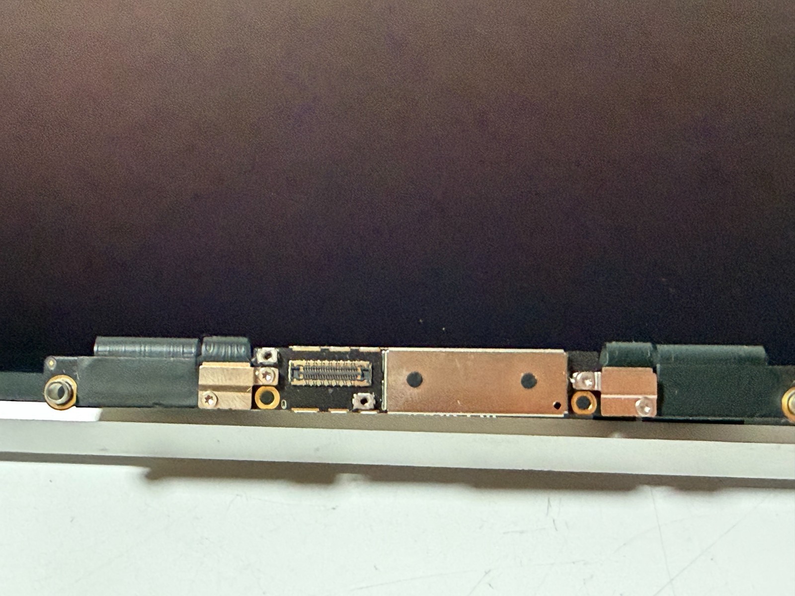 Apple MacBook Air 13.3'' 2020 A2337 EMC 3598 M1 LCD Screen Display Assembly-Gray — photo 5