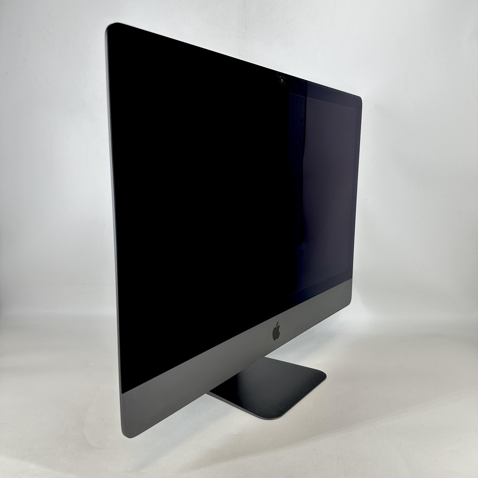 Apple iMac Pro 27 2017 3.2GHz Intel Xeon 64GB RAM 1TB SSD Vega 56 8GB Grade A — photo 4