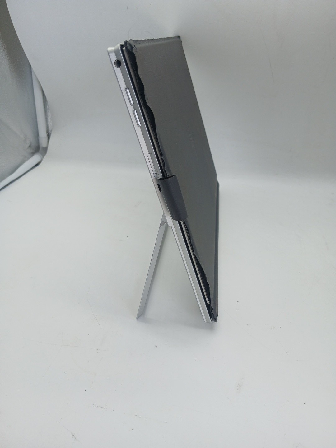 HP ELITE X2 1013 G3 13" Touch Laptop/Tablet  8GB RAM 256GB SSD Core i7-8650U — photo 3