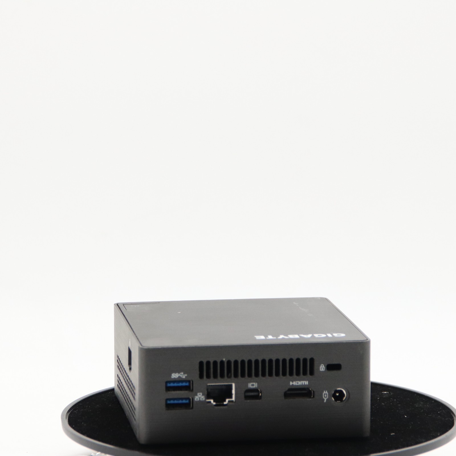 GIGABYTE Micro Desktop GB-BSi3A-6100 Intel i3-6100U 4GB RAM 128GB SSD WiFi Win11 — photo 5