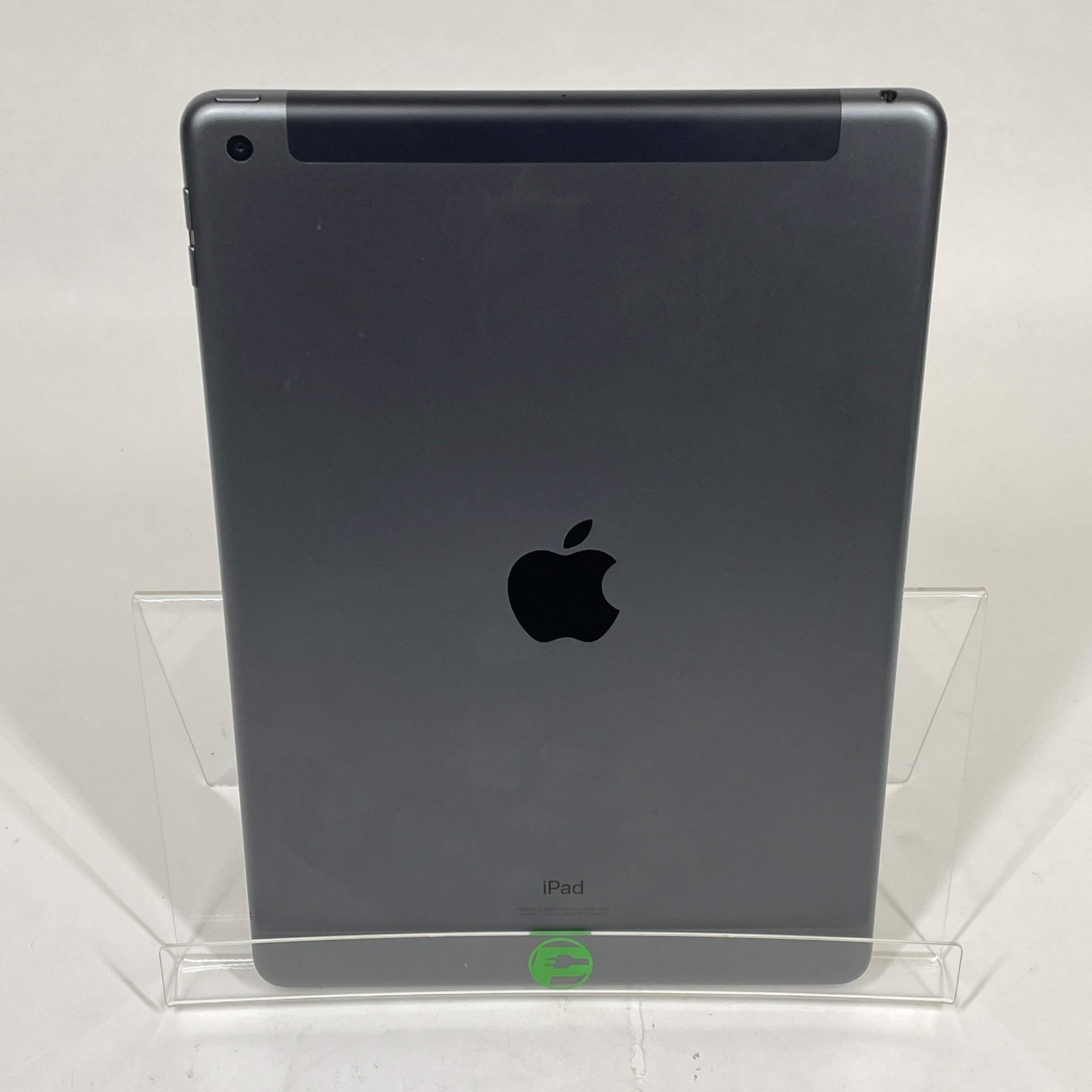 Apple iPad 7th Gen 32GB Wi-Fi 10.2" - Space Gray A2197 — photo 4
