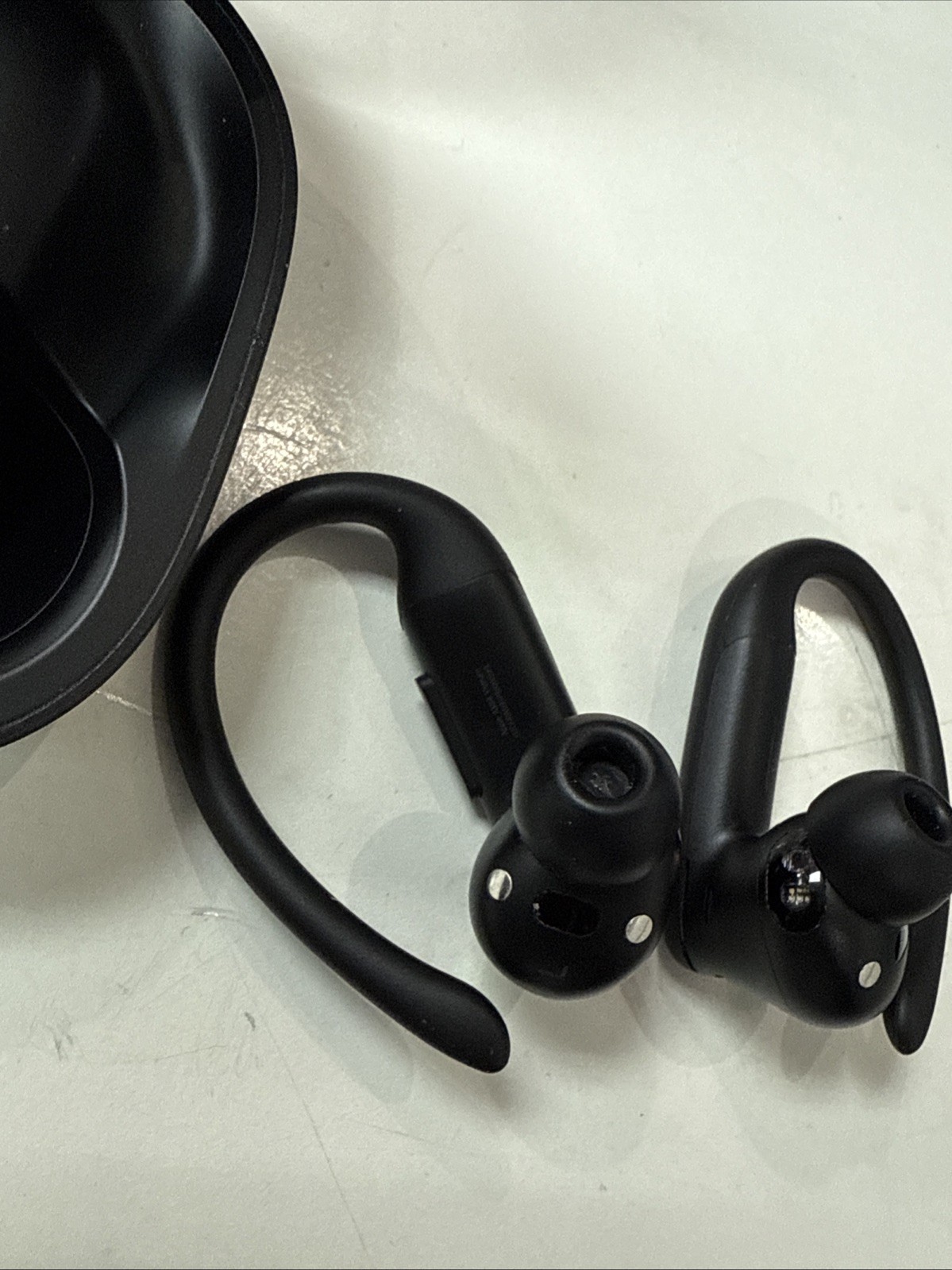Beats By Dr. Dre Powerbeats Pro 2 A3160 MX723LL/A Earbuds A Condition — photo 3