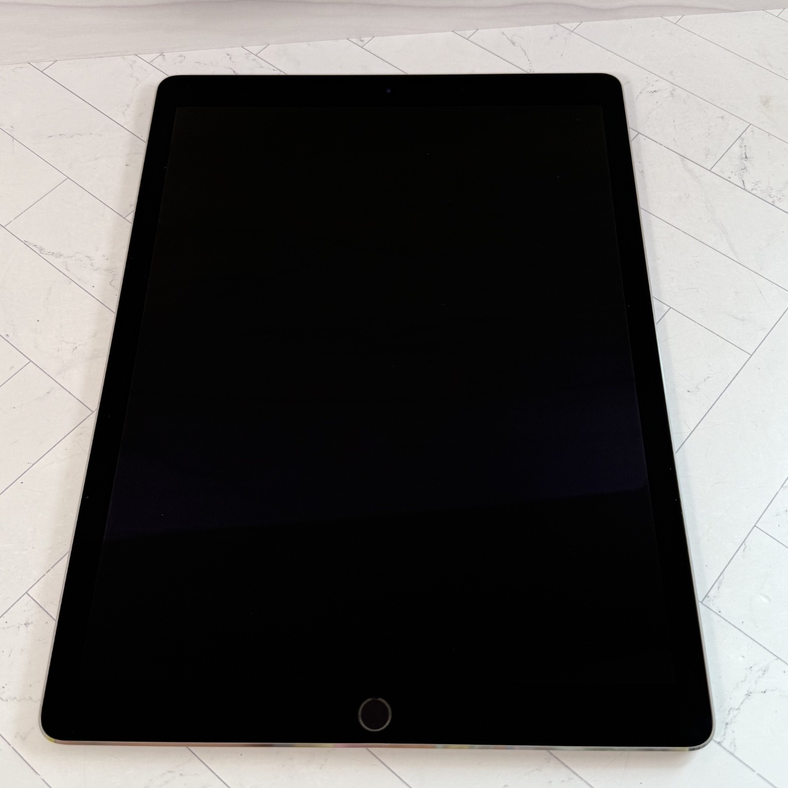 Apple iPad Pro 12.9-inch 2nd Gen A1671 64 GB Wi-Fi Cellular — photo 4