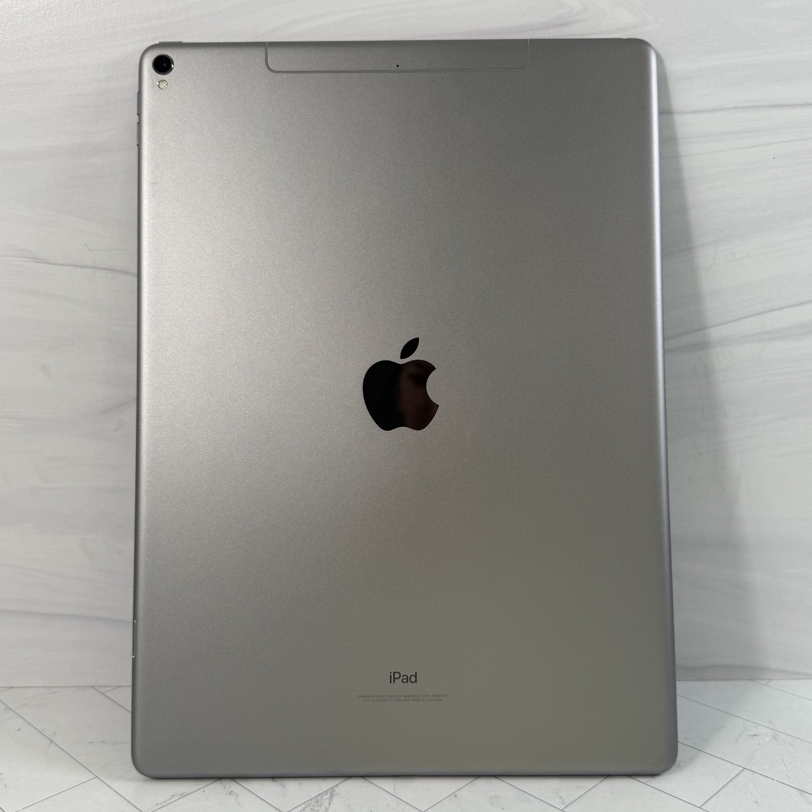 Apple iPad Pro 12.9-inch 2nd Gen A1671 64 GB Wi-Fi Cellular — photo 5