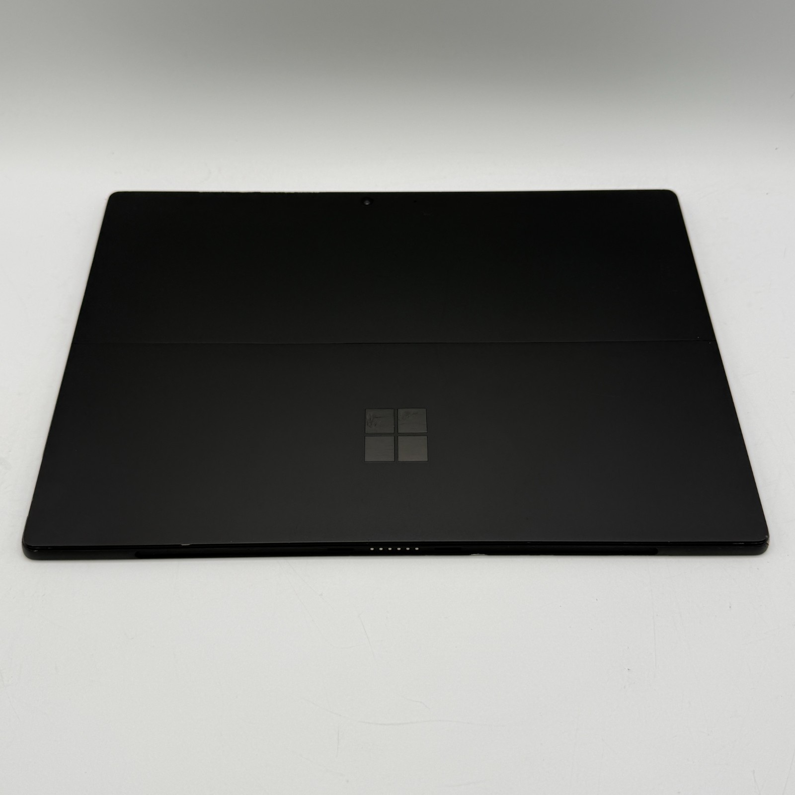 Microsoft Surface Pro 6 1796 i5-8350U 8GB 256GB SSD 1.70 GHz Tablet Black