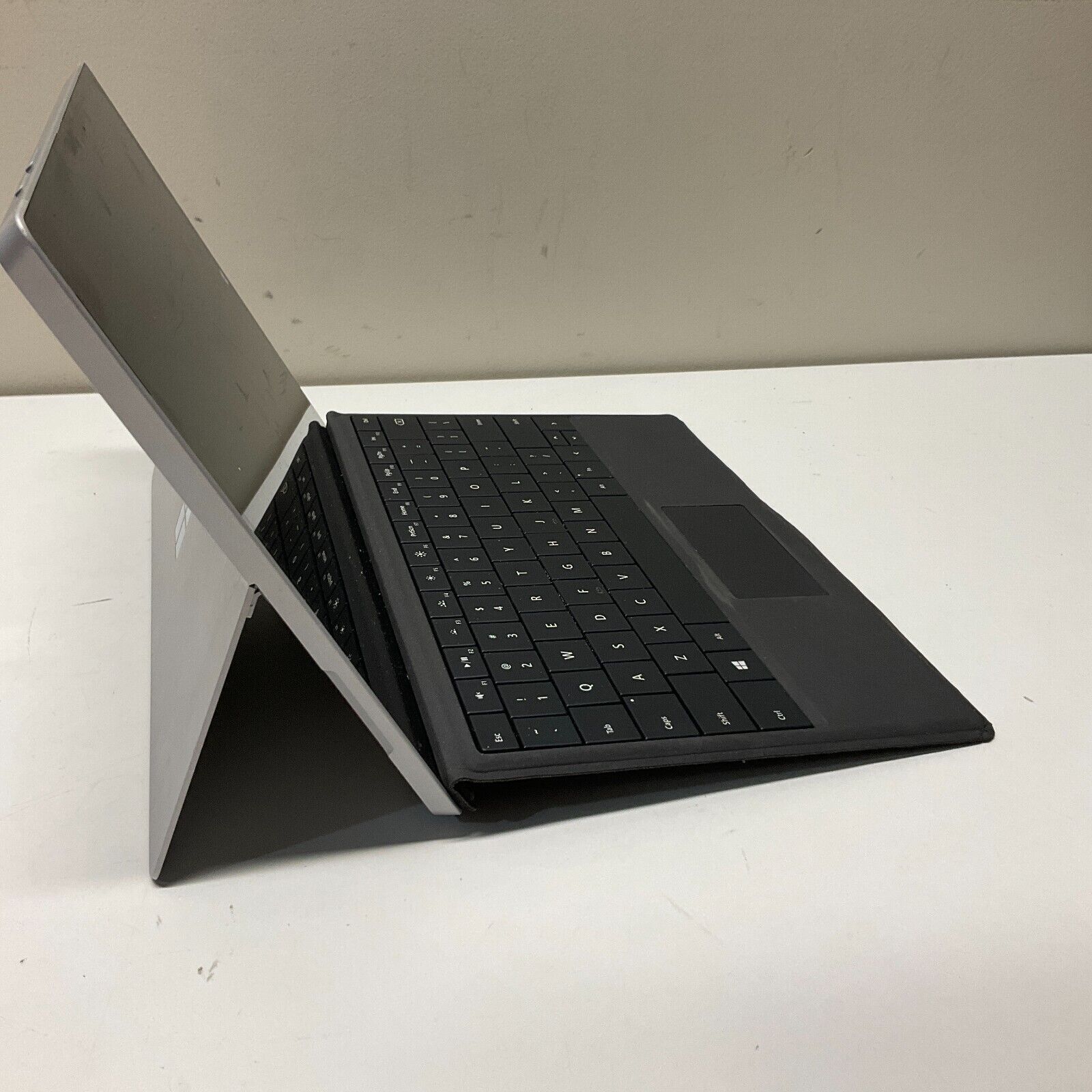 MICROSOFT SURFACE 3 INTEL ATOM X7-Z8700 2GB RAM 64GB SSD WIN 10 PRO GRADE C — photo 5