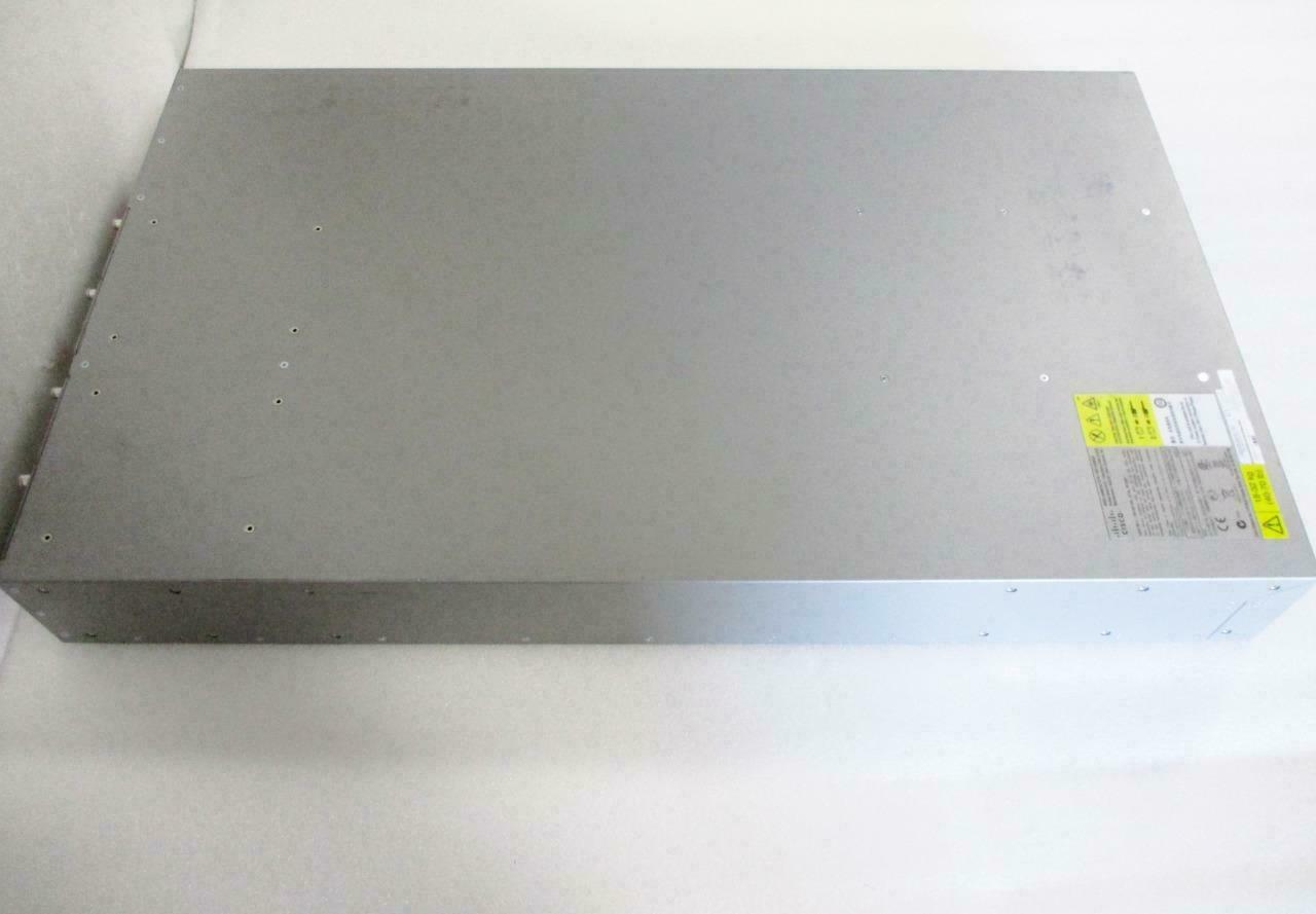 Cisco Nexus 5596UP N5K-C5596UP 48-Port 1/10GbE SFP+ Switch 2RU — photo 3
