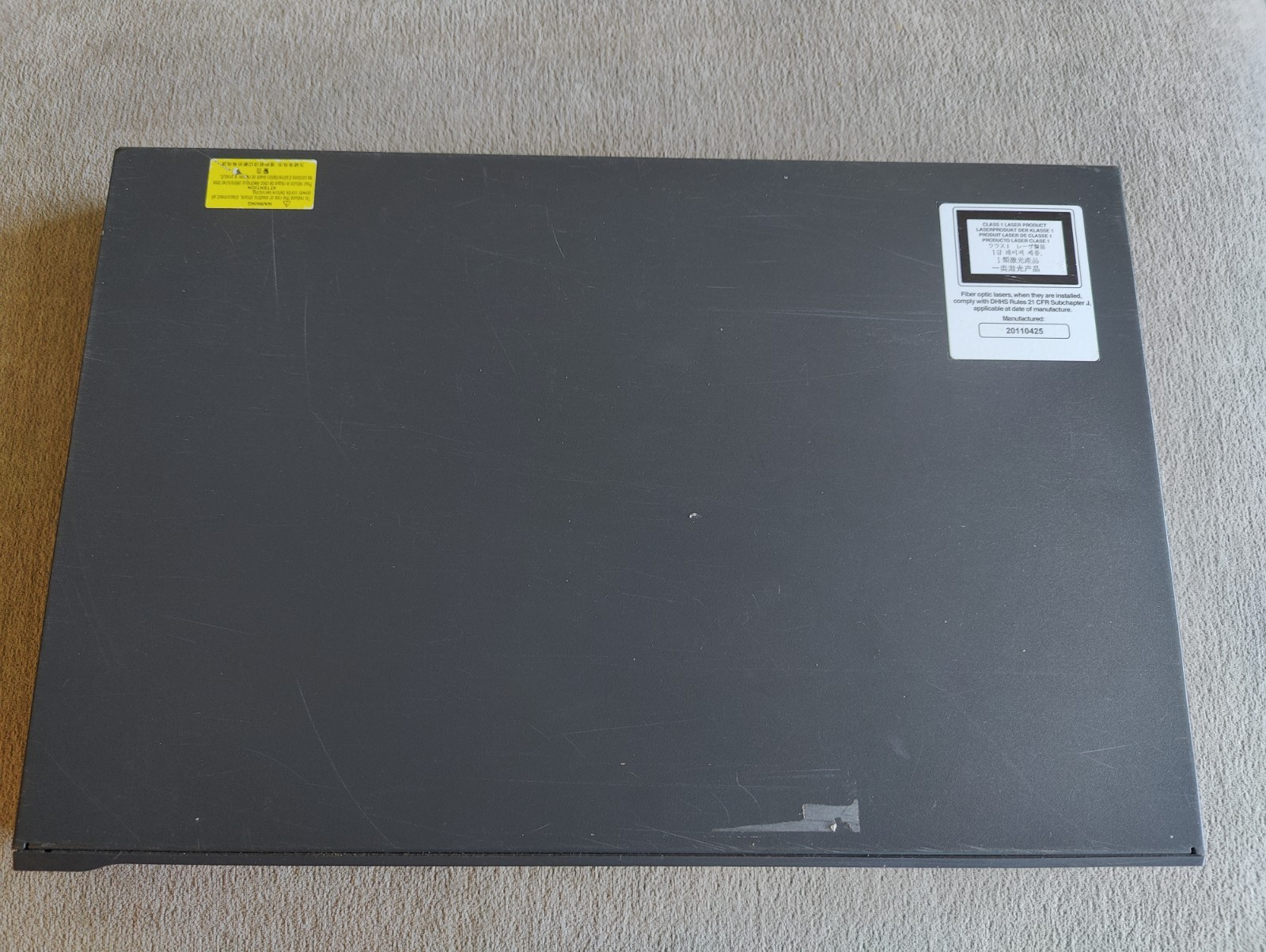 Cisco Catalyst 3750 V2 Series 24-Port PoE Managed Switch WS-C3750V2-24PS — photo 3