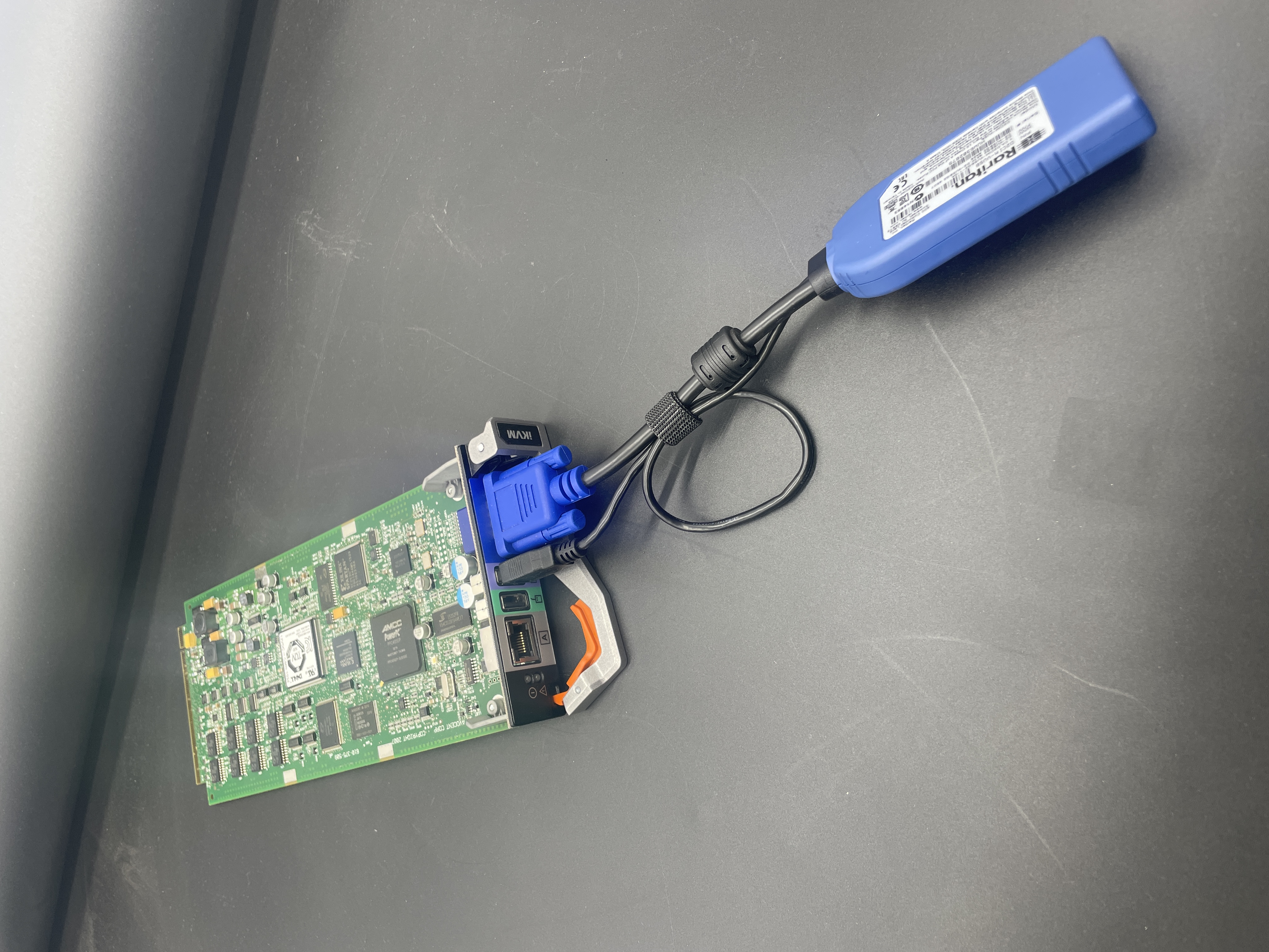 Dell PowerEdge IKVM Switch Model For M1000e 0K036D