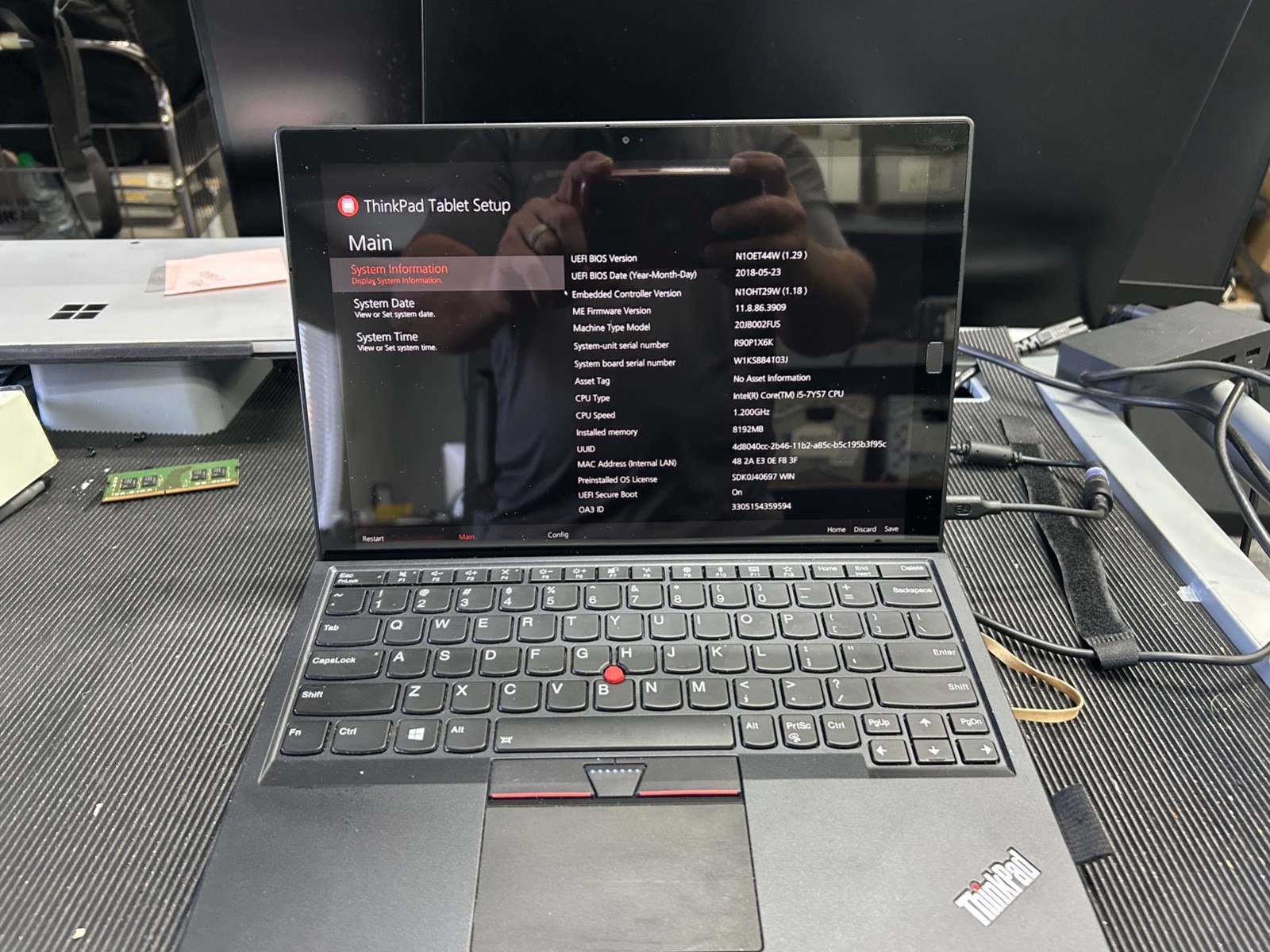 Lenovo Thinkpad X1 Tablet Gen 2 Touchscreen i5-7Y57 1.2ghz, 8GB  Ram No SSD/OS