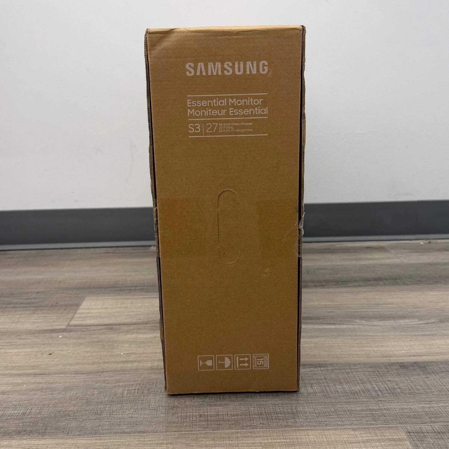 Samsung Essential S3 S27D366 27" Full HD 1080p 100Hz Curved Monitor HDMI — photo 3