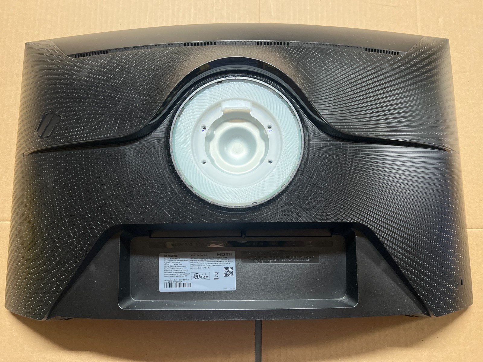 Samsung Odyssey G6 S27BG652 27" QHD 2560x1440 240Hz Curved Gaming Monitor — photo 3
