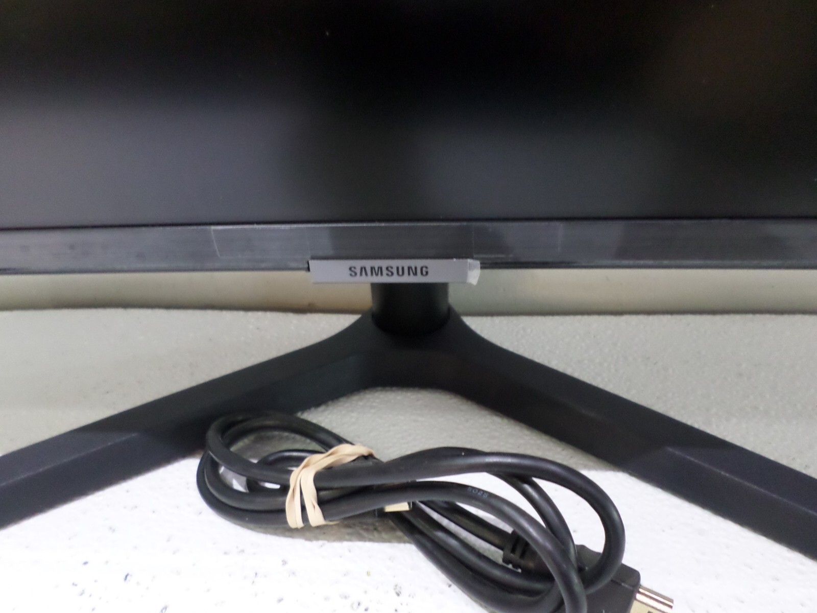 Samsung ViewFinity S5 S34C502 34" UWQHD 3440x1440 100Hz Ultrawide Monitor — photo 2