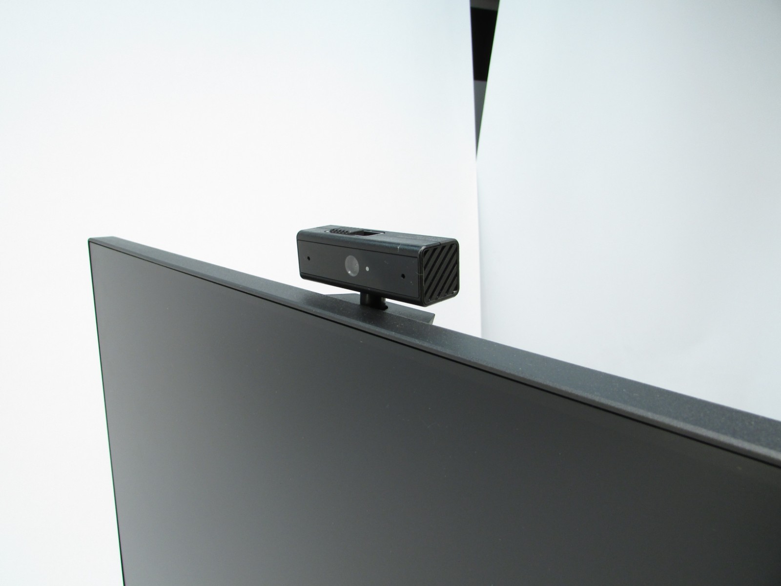 ASUS BE24E 23.8" Full HD 1920x1080 IPS Business Monitor HDMI DisplayPort VGA — photo 3