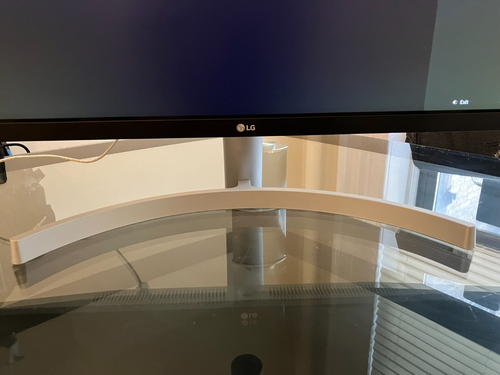 LG 29WN600-W 29” UltraWide WFHD IPS HDR10 Monitor – Excellent Condition — photo 3