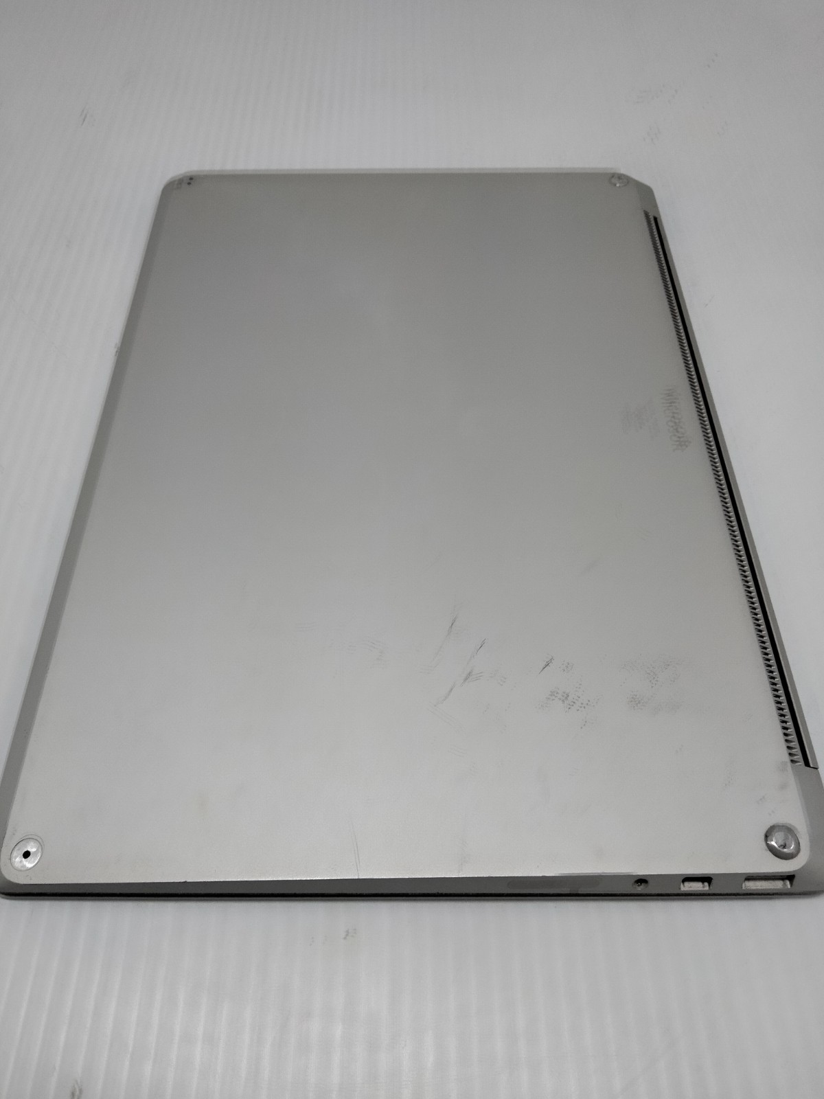 Microsoft Surface 1769 13.5” Touch i7-7660U 8GB RAM 256gb SSD Win 11 Laptop — photo 4