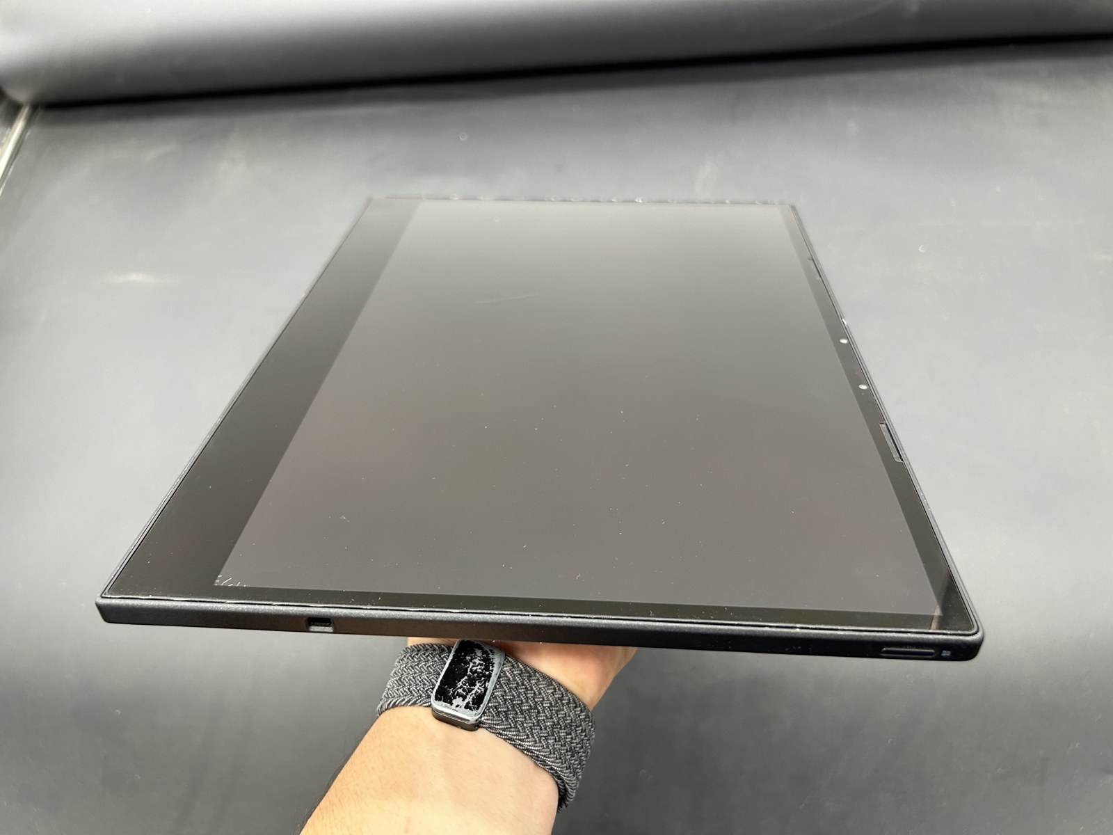 Dell Latitude 7285 12.3in 2-in-1 Tablet i5-7Y57 8GB 256GB SSD Touch Intermittent — photo 2