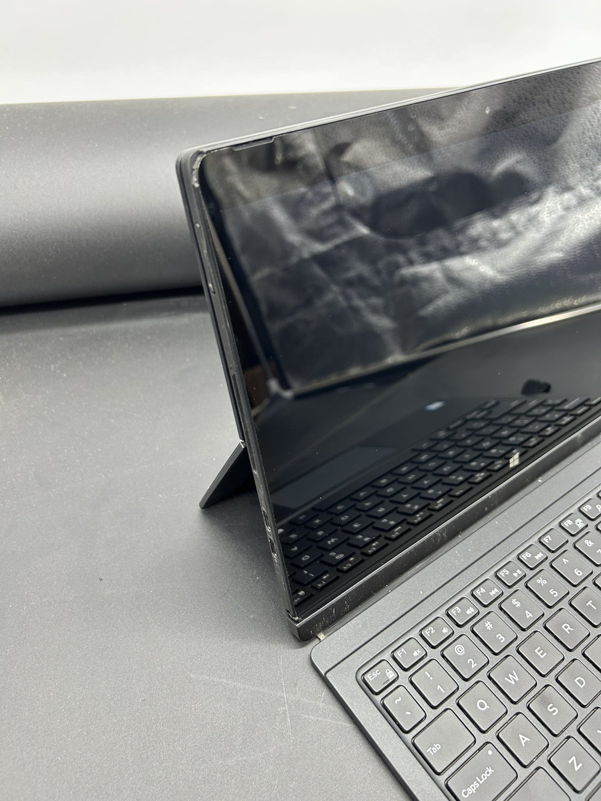 Dell Latitude 7275 2-in-1 12.5in FHD Touch M5-6Y57 8GB 256GB SSD Win11 +Keyboard — photo 5