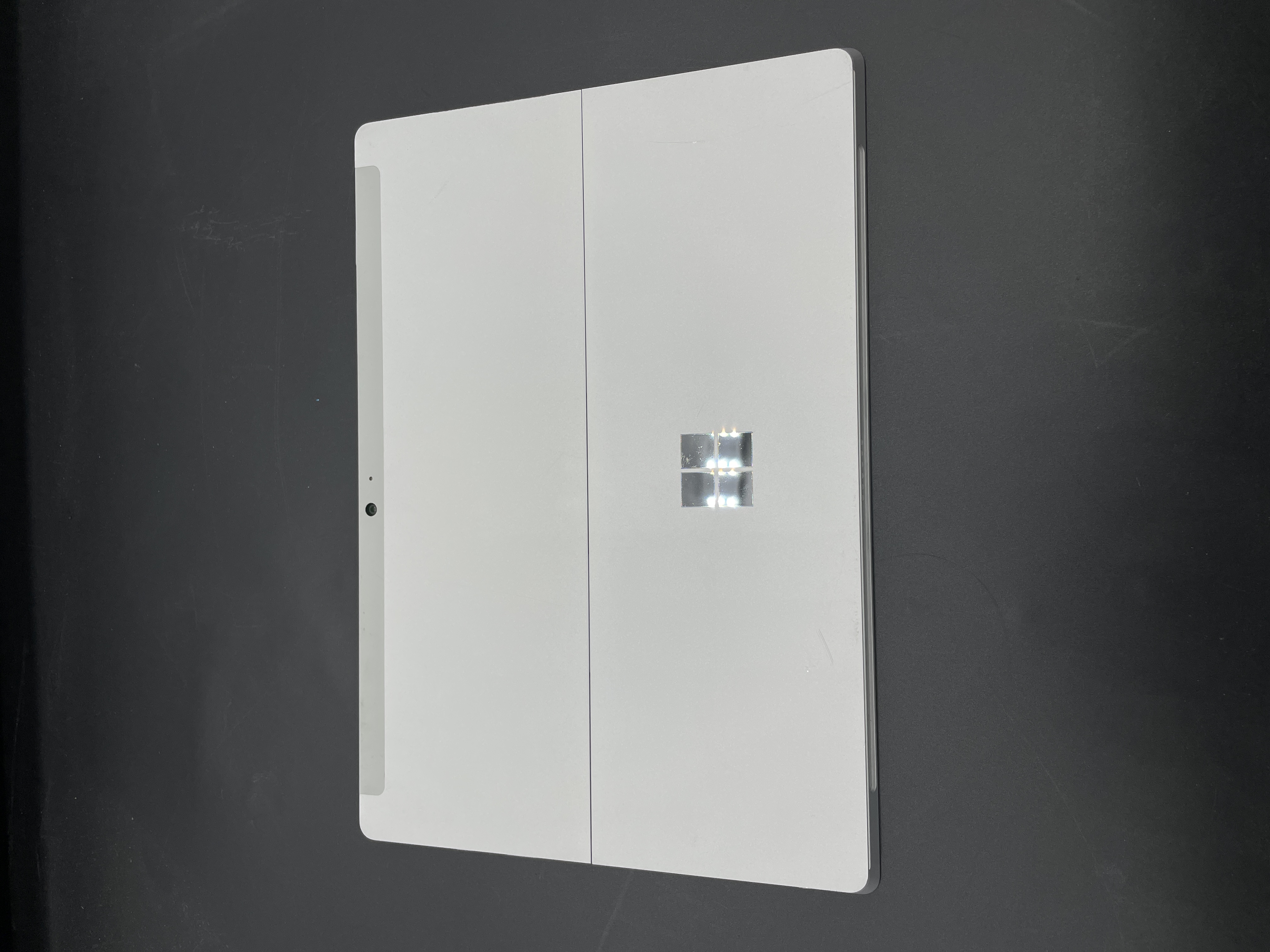 Microsoft Surface 3, Intel Atom X7-Z8700 @ 1.6GHz, 4GB RAM, 128GB SSD READ — photo 2