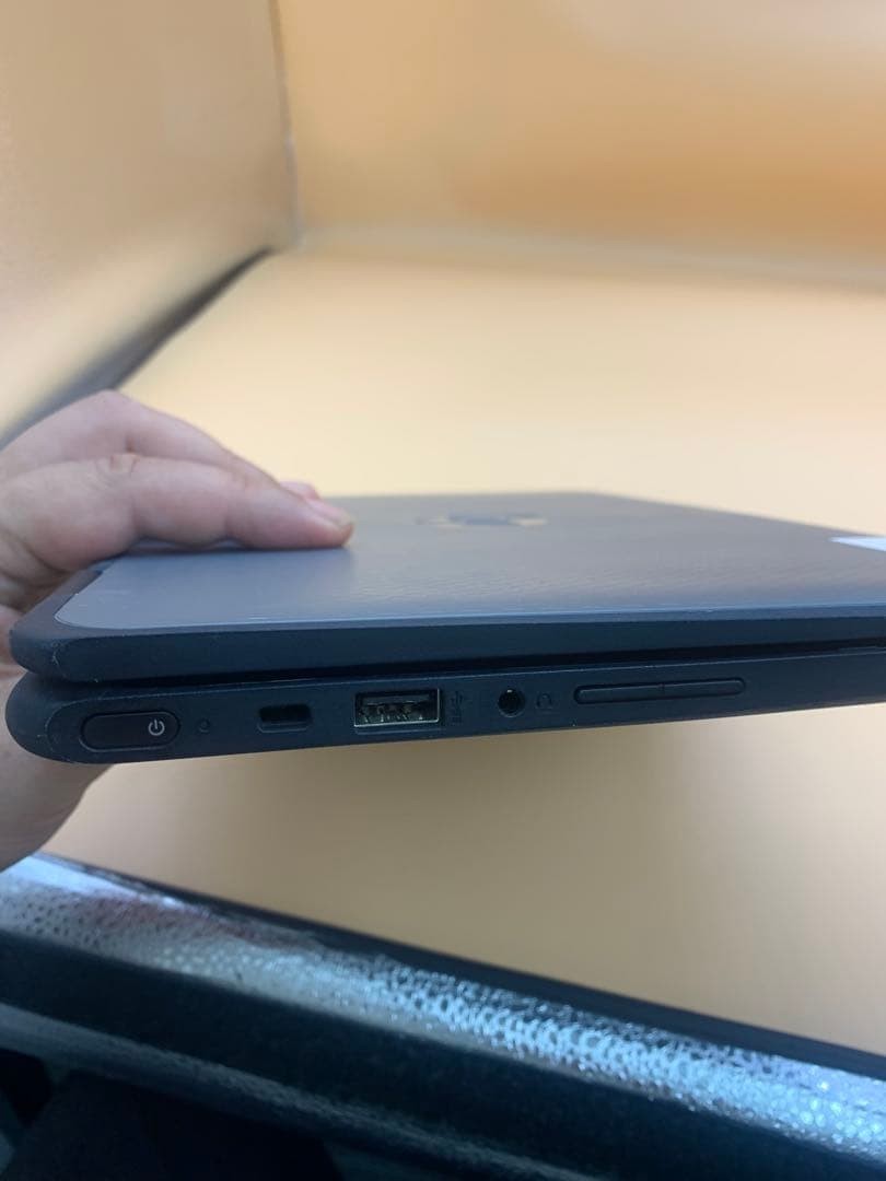 HP ProBook X360 11 G2 EE 11.6" Touchscreen Intel M3 7Y30 4GB 128ssd — photo 5